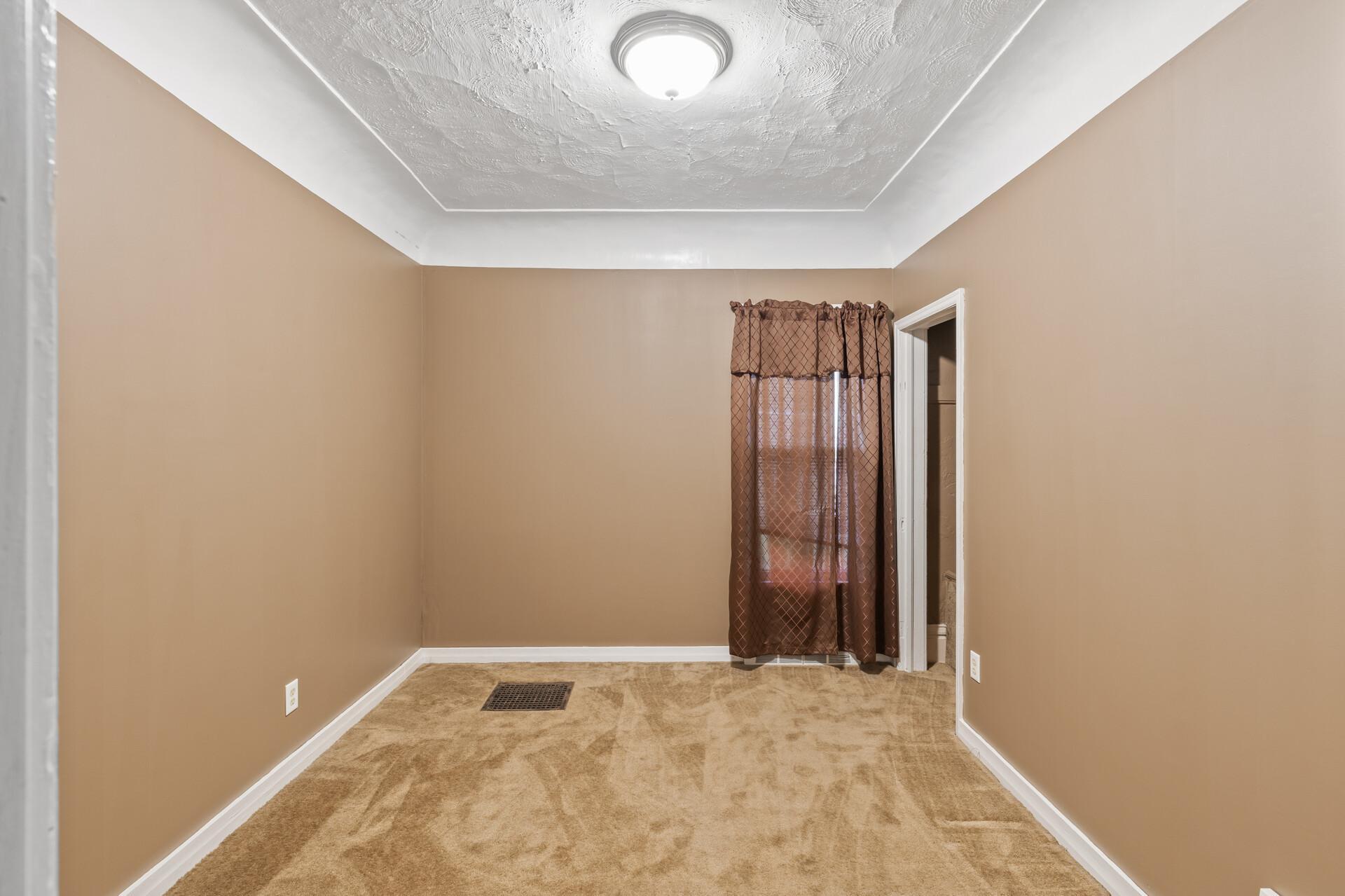View of Residential at 377 Winona Street, Saint Paul MN 55107, Saint Paul (17 of 27) - Mike Wilen | Minnesota Team Real Estate