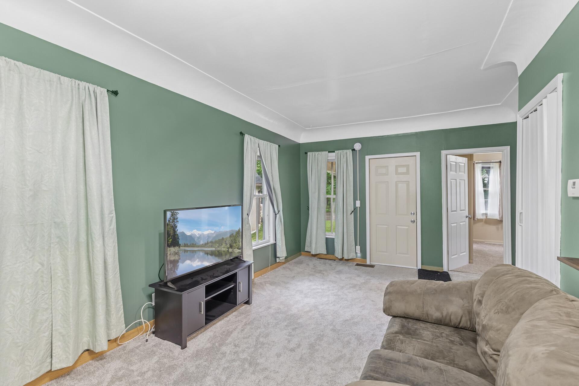 View of Residential at 377 Winona Street, Saint Paul MN 55107, Saint Paul (9 of 27) - Mike Wilen | Minnesota Team Real Estate