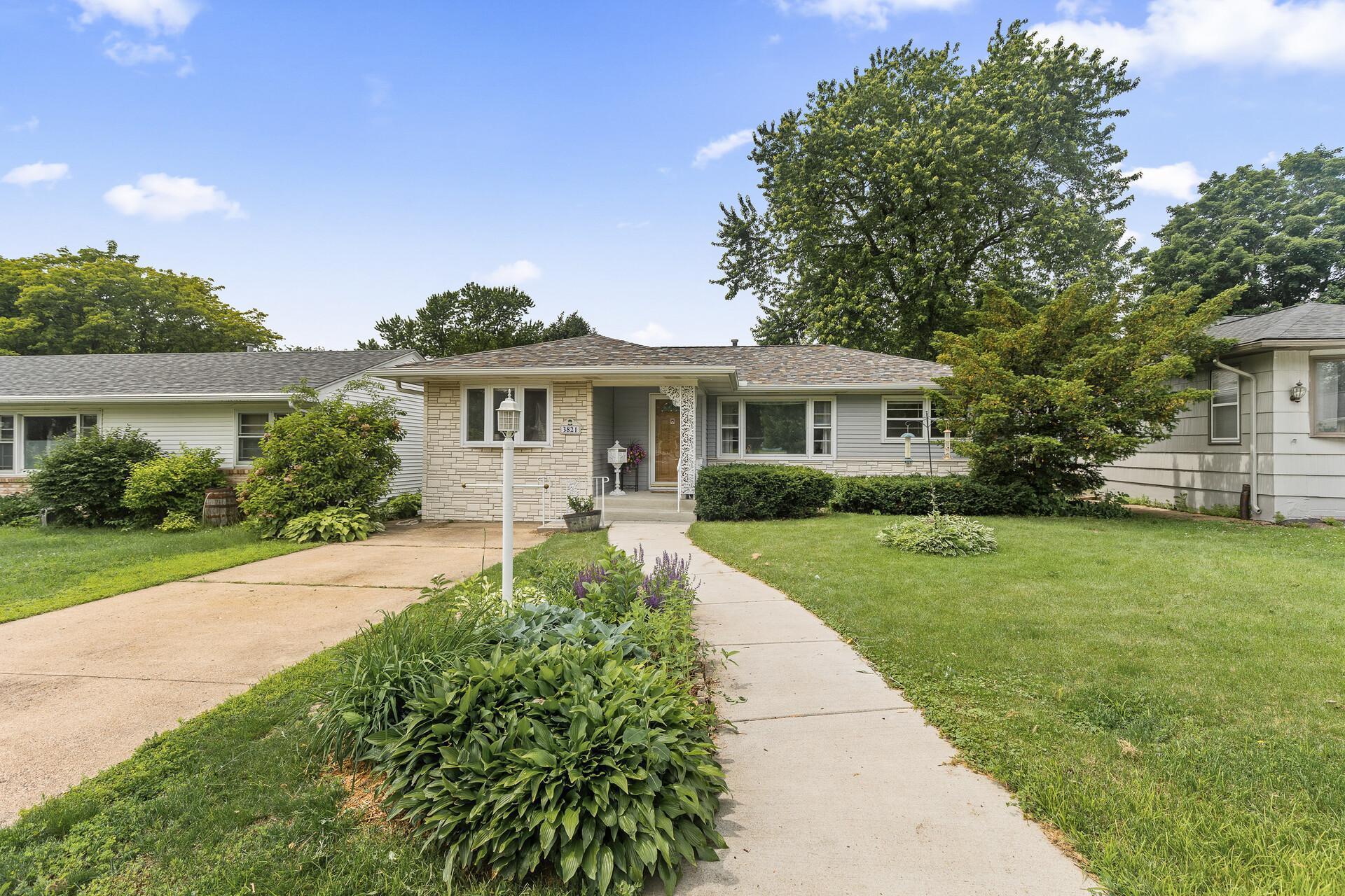 View of Residential at 3821 Scott Avenue, Robbinsdale MN 55422, Robbinsdale - Mike Wilen | Minnesota Team Real Estate