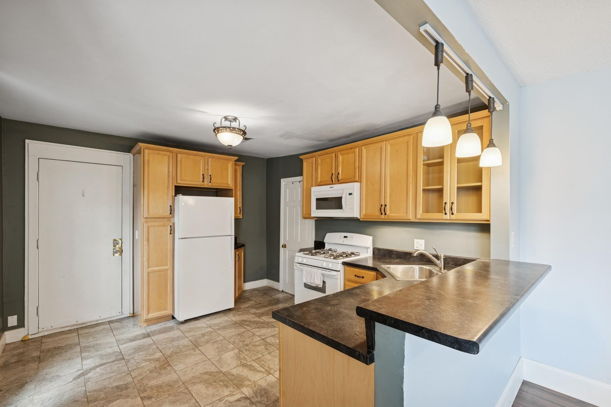 View of Residential Income at 2224 4th Avenue, Minneapolis MN 55405, Minneapolis (5 of 25) - Mike Wilen | Minnesota Team Real Estate