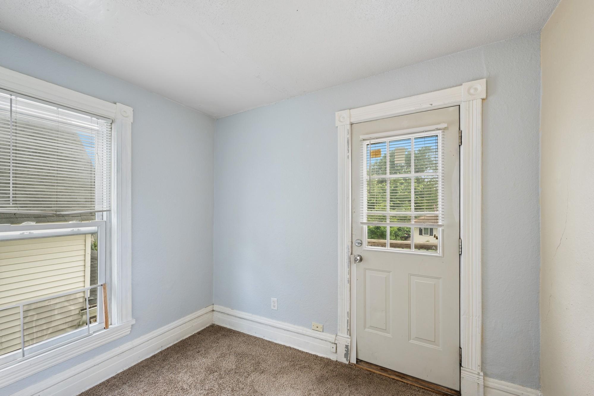 View of Residential Income at 2224 4th Avenue, Minneapolis MN 55405, Minneapolis (21 of 25) - Mike Wilen | Minnesota Team Real Estate