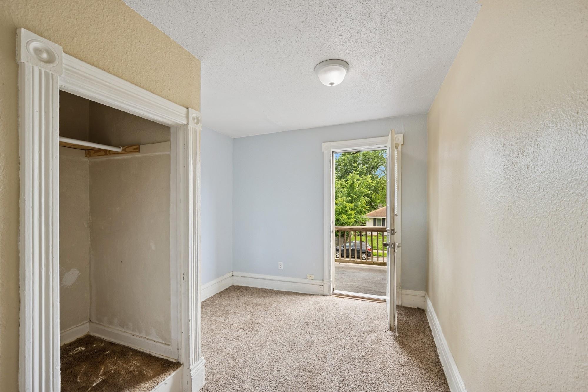View of Residential Income at 2224 4th Avenue, Minneapolis MN 55405, Minneapolis (11 of 25) - Mike Wilen | Minnesota Team Real Estate