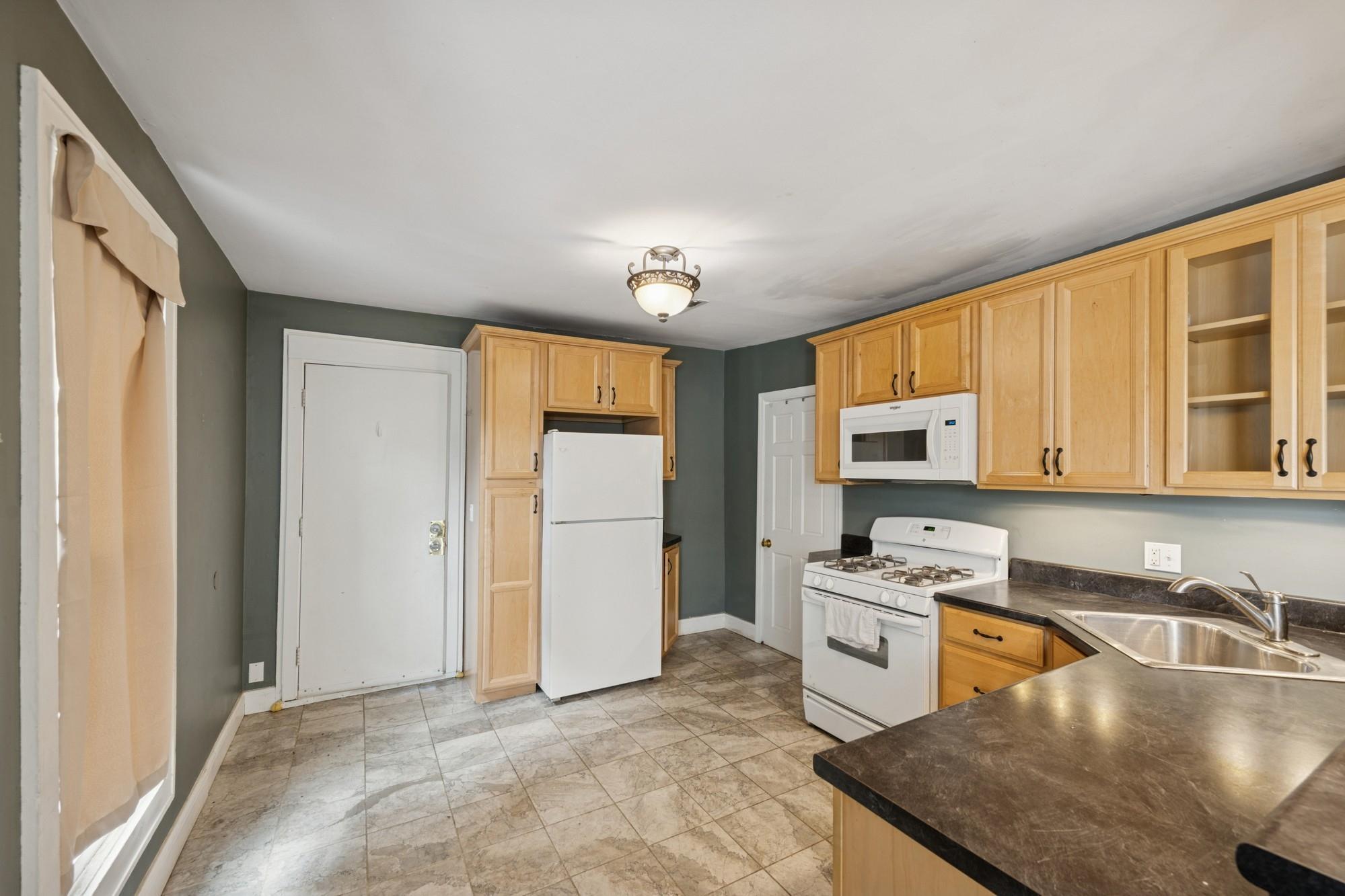 View of Residential Income at 2224 4th Avenue, Minneapolis MN 55405, Minneapolis (6 of 25) - Mike Wilen | Minnesota Team Real Estate