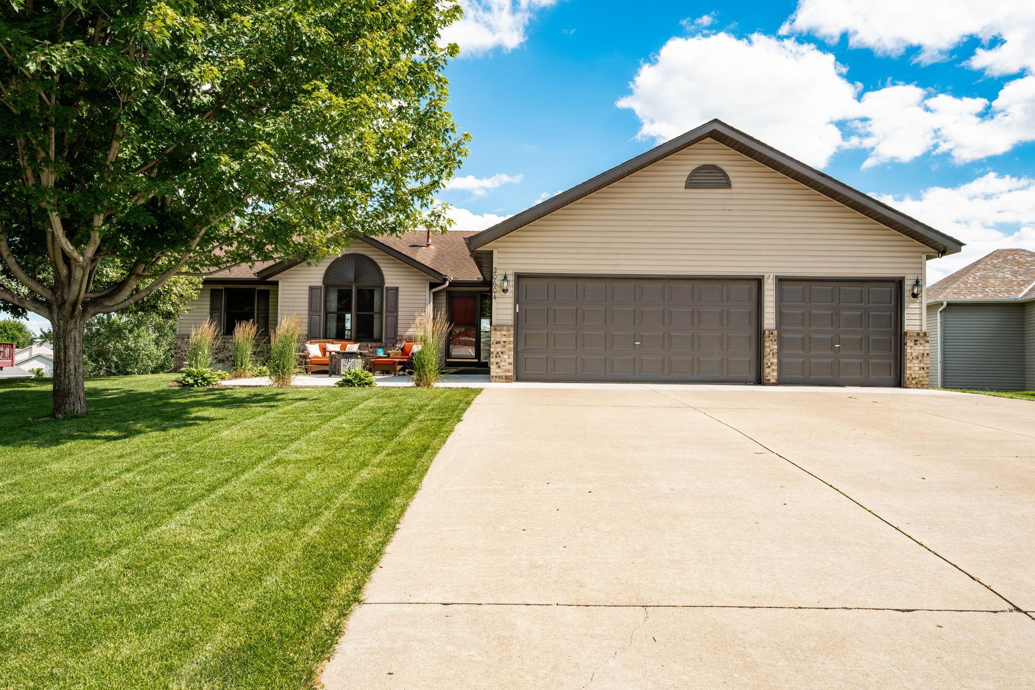 View of Residential at 20604 Jasmine Path, Lakeville MN 55044, Lakeville - Mike Wilen | Minnesota Team Real Estate