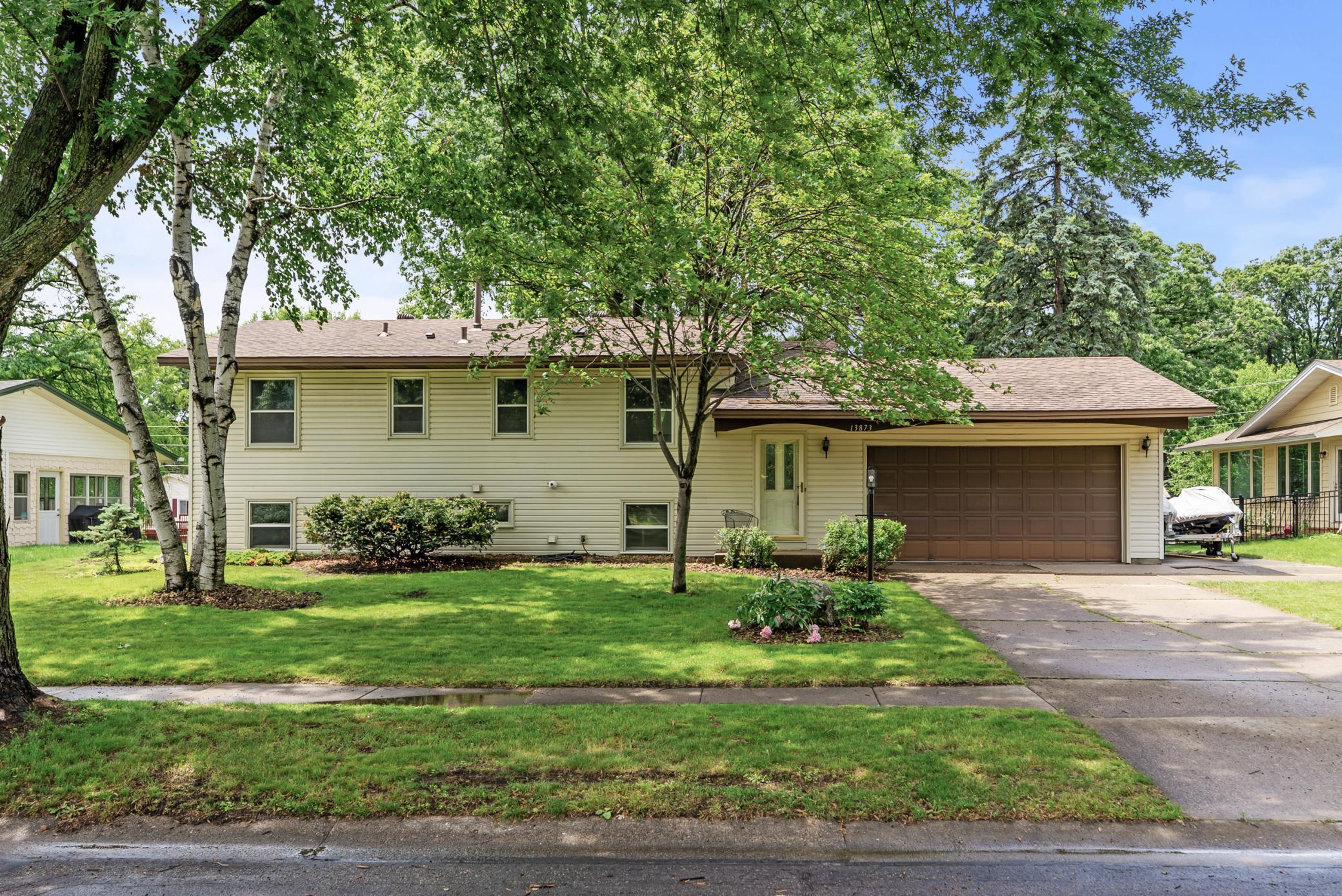 View of Residential at 13873 Gladiola Way, Apple Valley MN 55124, Apple Valley - Mike Wilen | Minnesota Team Real Estate