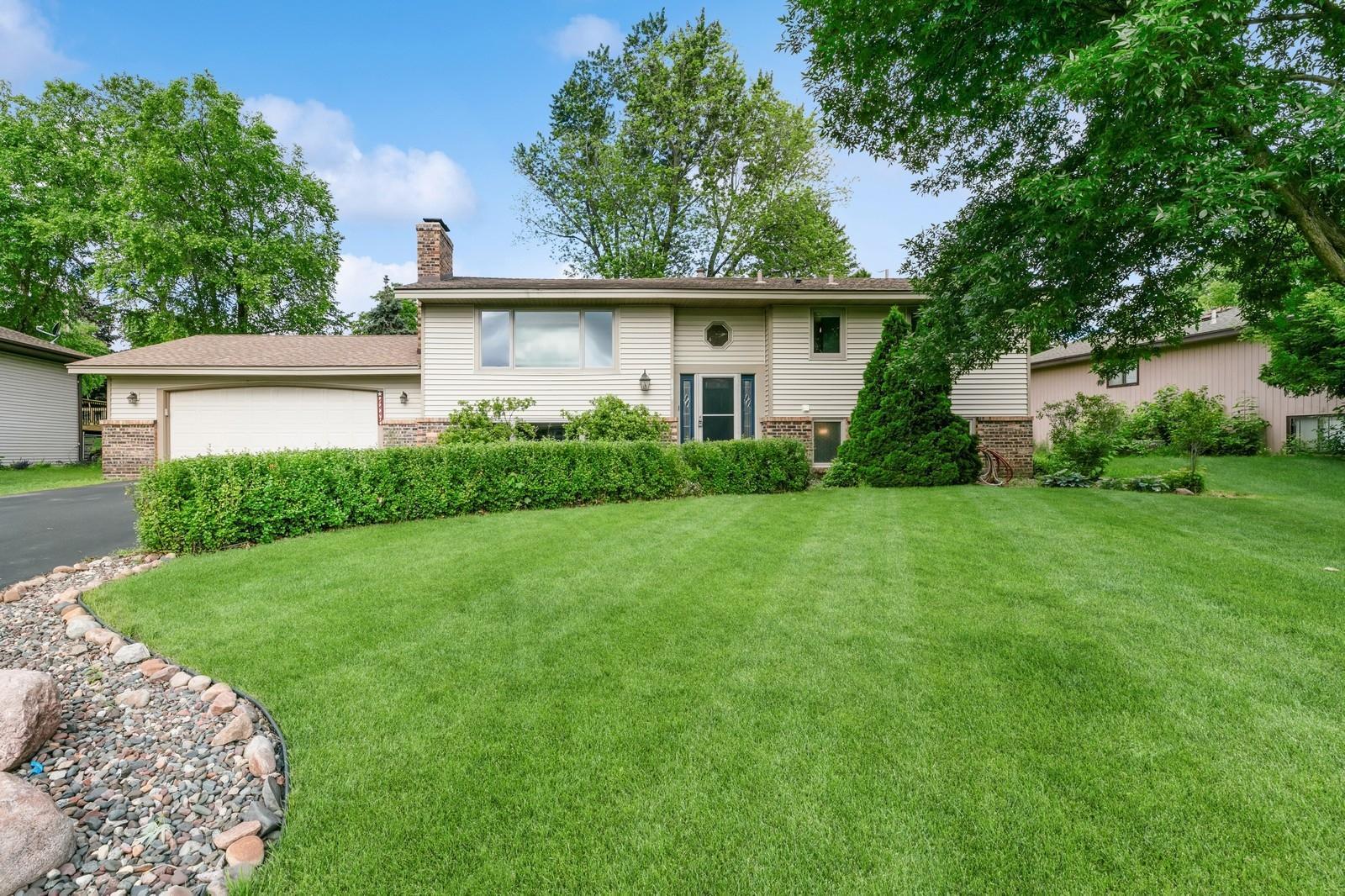 View of Residential at 6449 Zealand Avenue, Brooklyn Park MN 55428, Brooklyn Park - Mike Wilen | Minnesota Team Real Estate