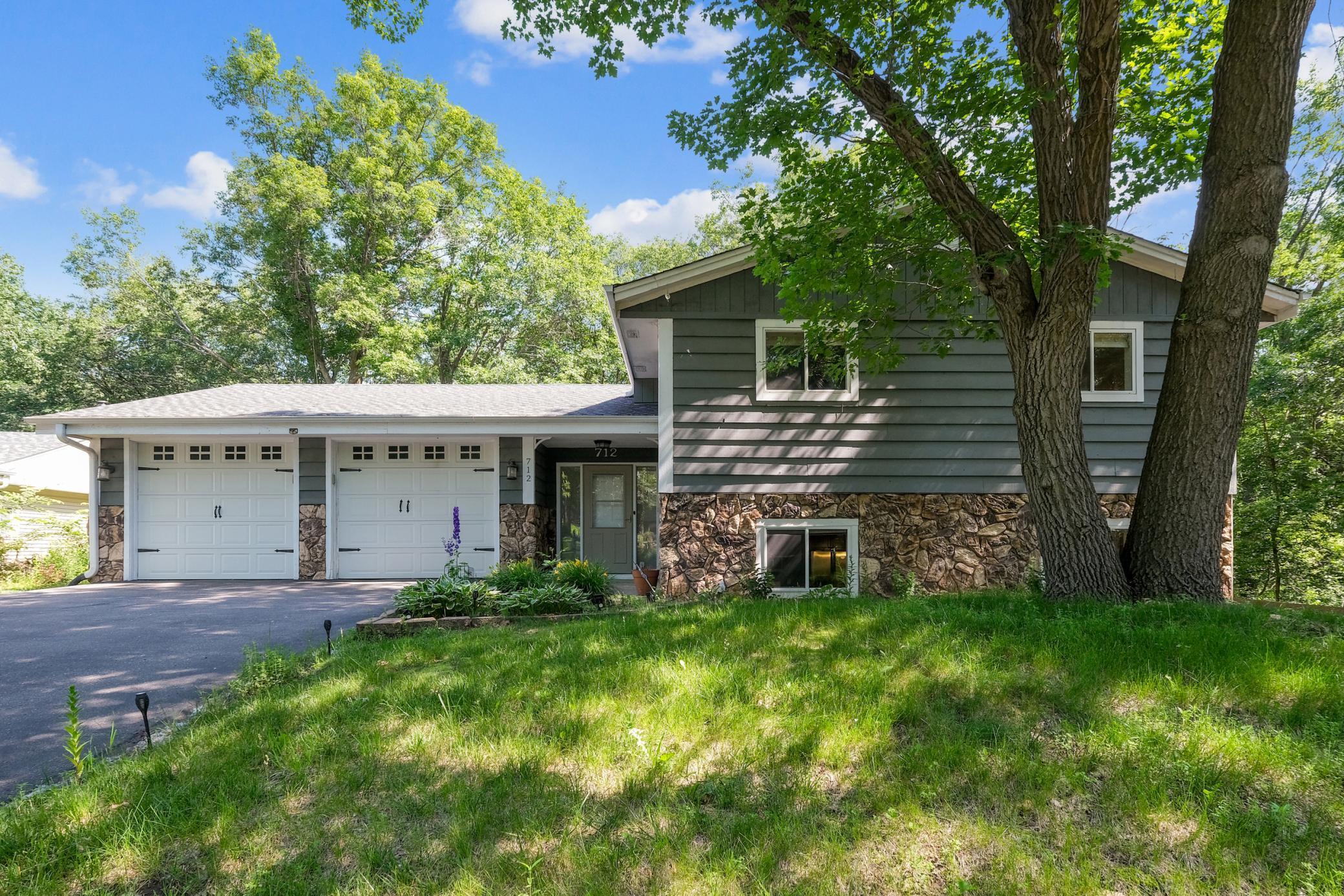 View of Residential at 712 Country Place, Burnsville MN 55337, Burnsville - Mike Wilen | Minnesota Team Real Estate
