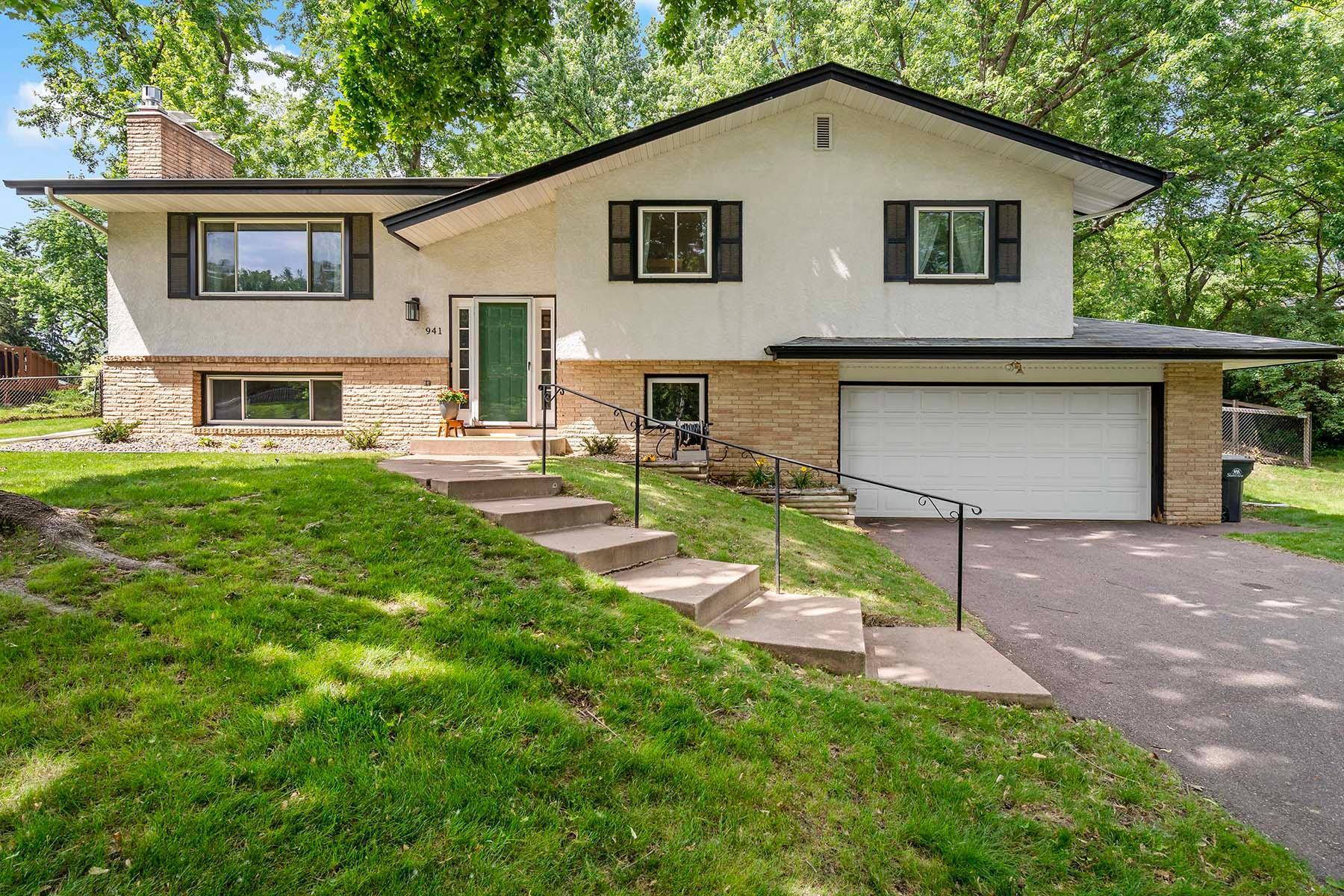 View of Residential at 941 Cannon Avenue, Shoreview MN 55126, Shoreview - Mike Wilen | Minnesota Team Real Estate