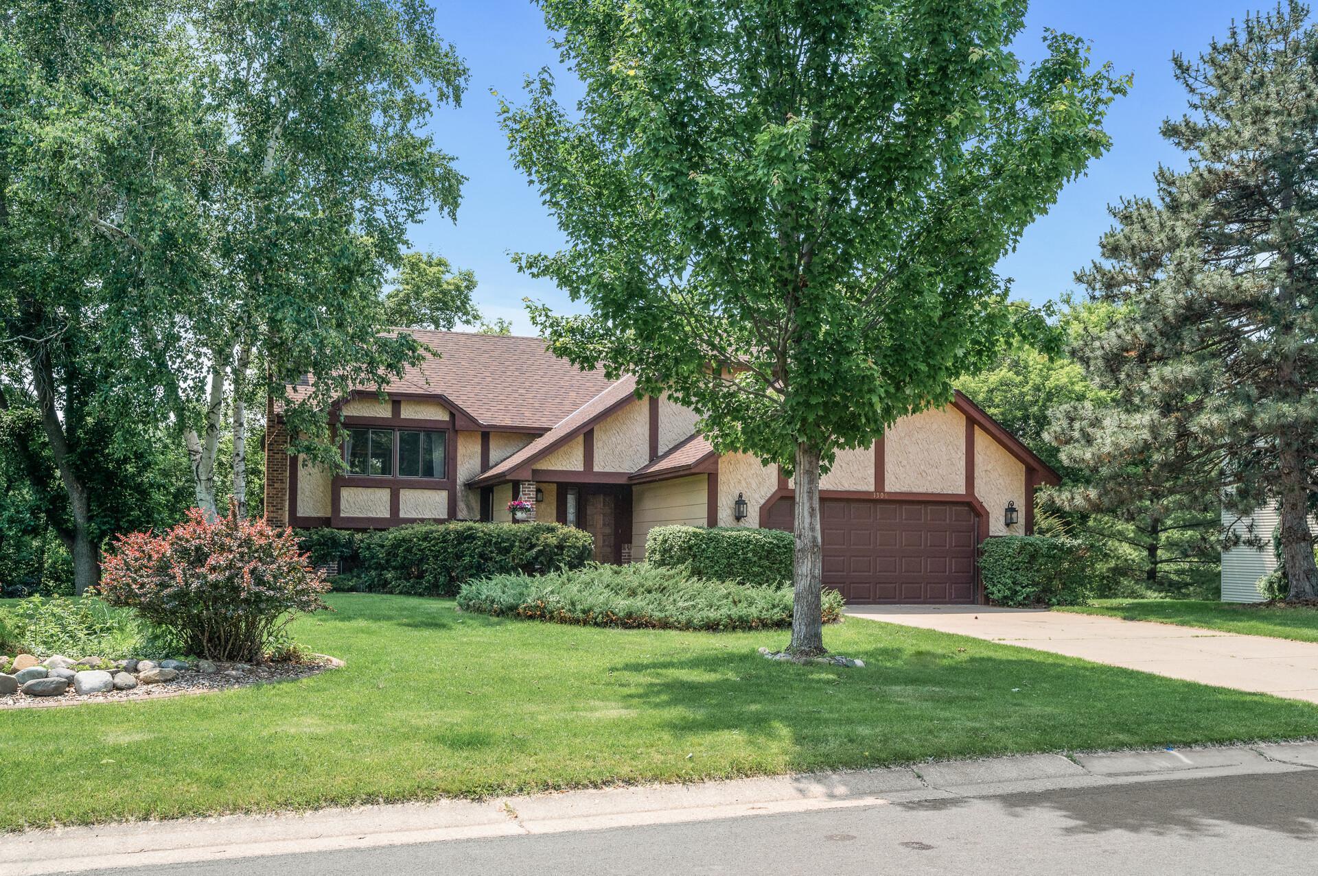 View of Residential at 1306 Wynridge Drive, Arden Hills MN 55112, Arden Hills - Mike Wilen | Minnesota Team Real Estate