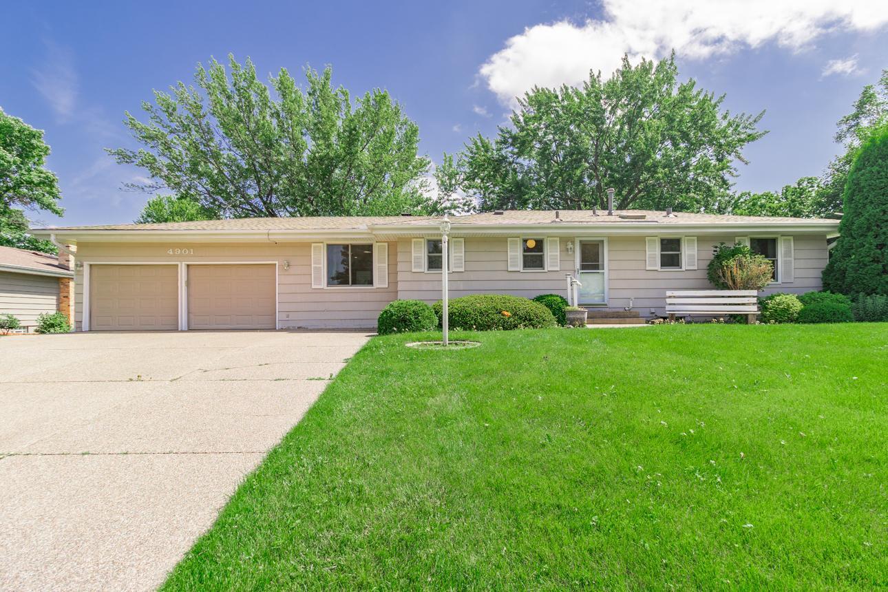 View of Residential at 4901 99th Street, Bloomington MN 55437, Bloomington - Mike Wilen | Minnesota Team Real Estate