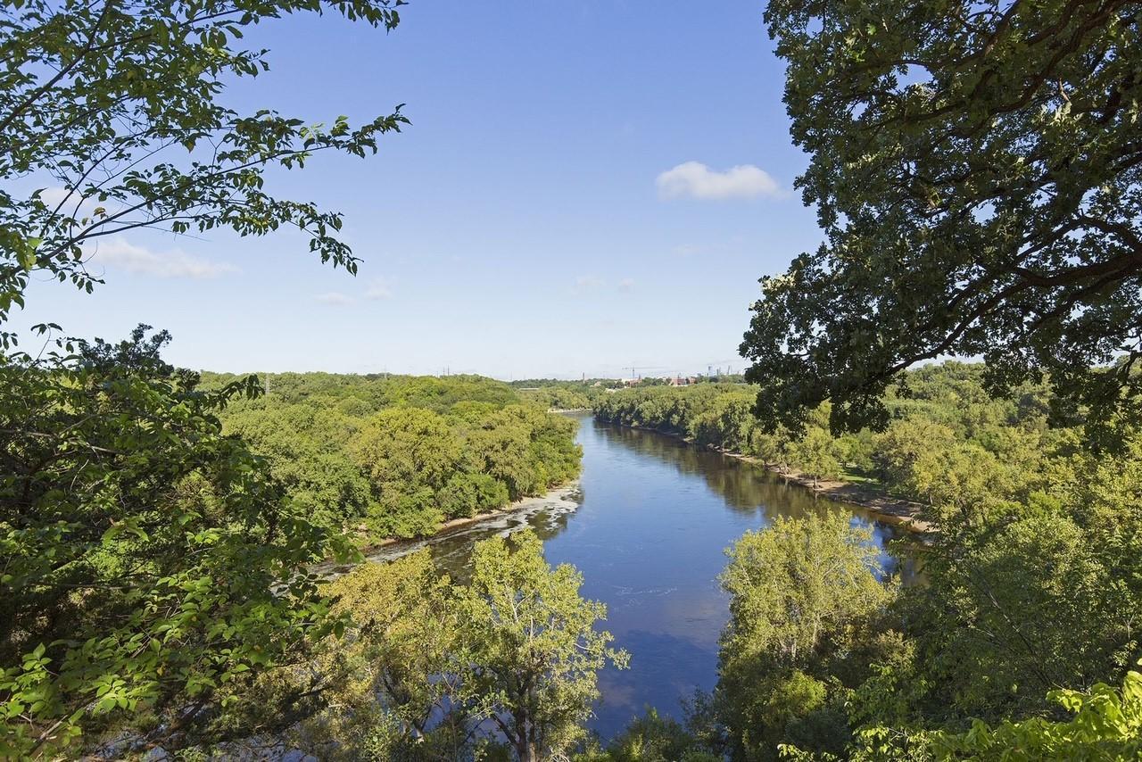 View of Residential at 956 Mississippi River Boulevard, Saint Paul MN 55116, Saint Paul (55 of 62) - Mike Wilen | Minnesota Team Real Estate