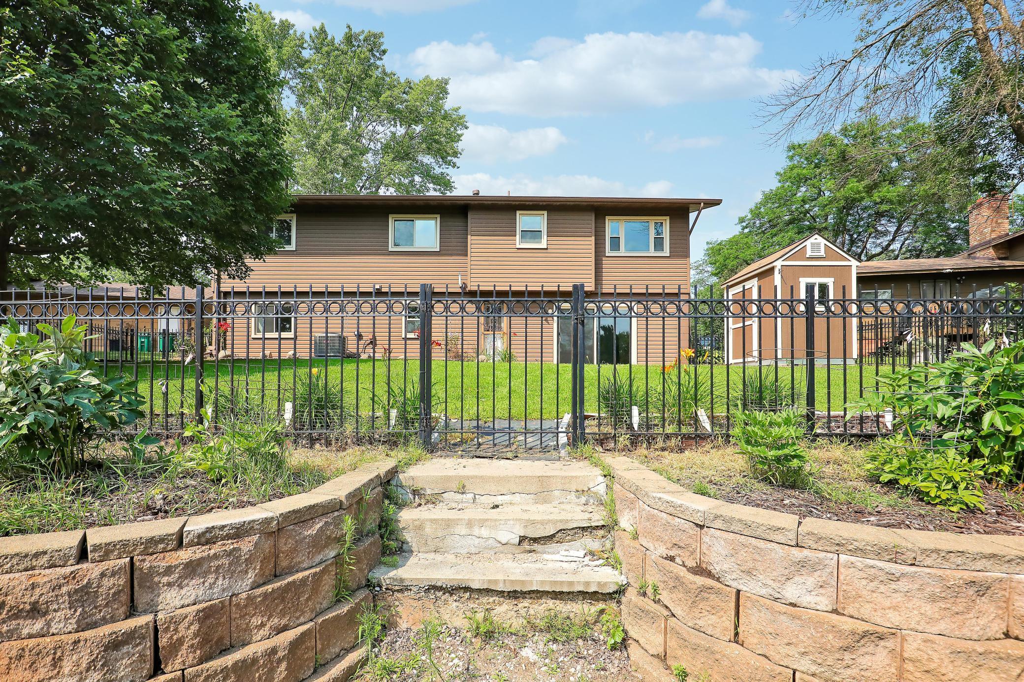 View of Residential at 6727 80th Avenue, Brooklyn Park MN 55445, Brooklyn Park - Mike Wilen | Minnesota Team Real Estate