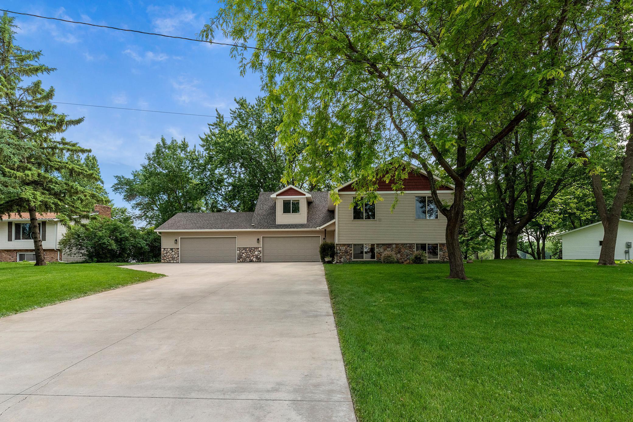 View of Residential at 818 Myrtle Street, Buffalo MN 55313, Buffalo - Mike Wilen | Minnesota Team Real Estate