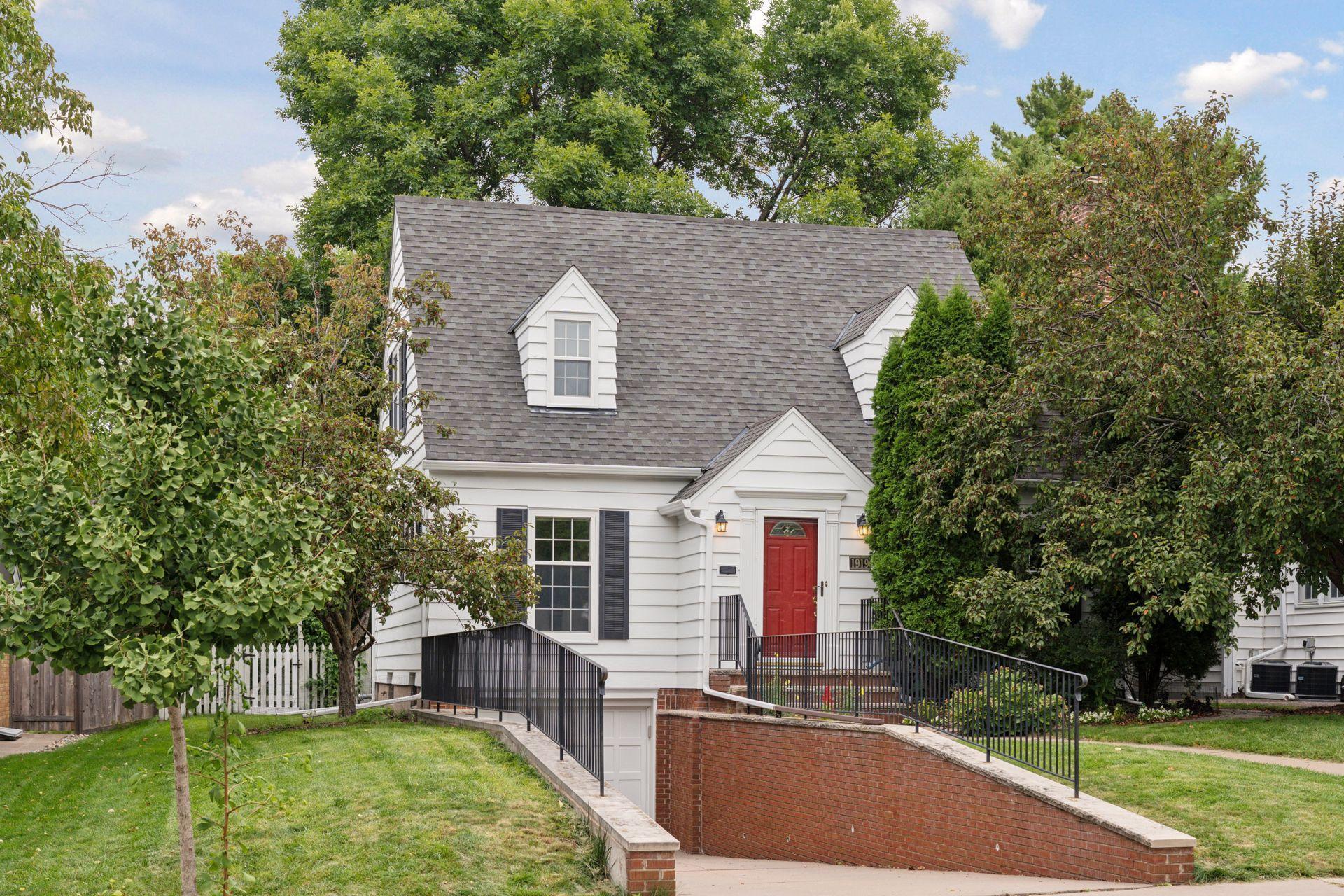 View of Residential at 1919 Highland Parkway, Saint Paul MN 55116, Saint Paul - Mike Wilen | Minnesota Team Real Estate