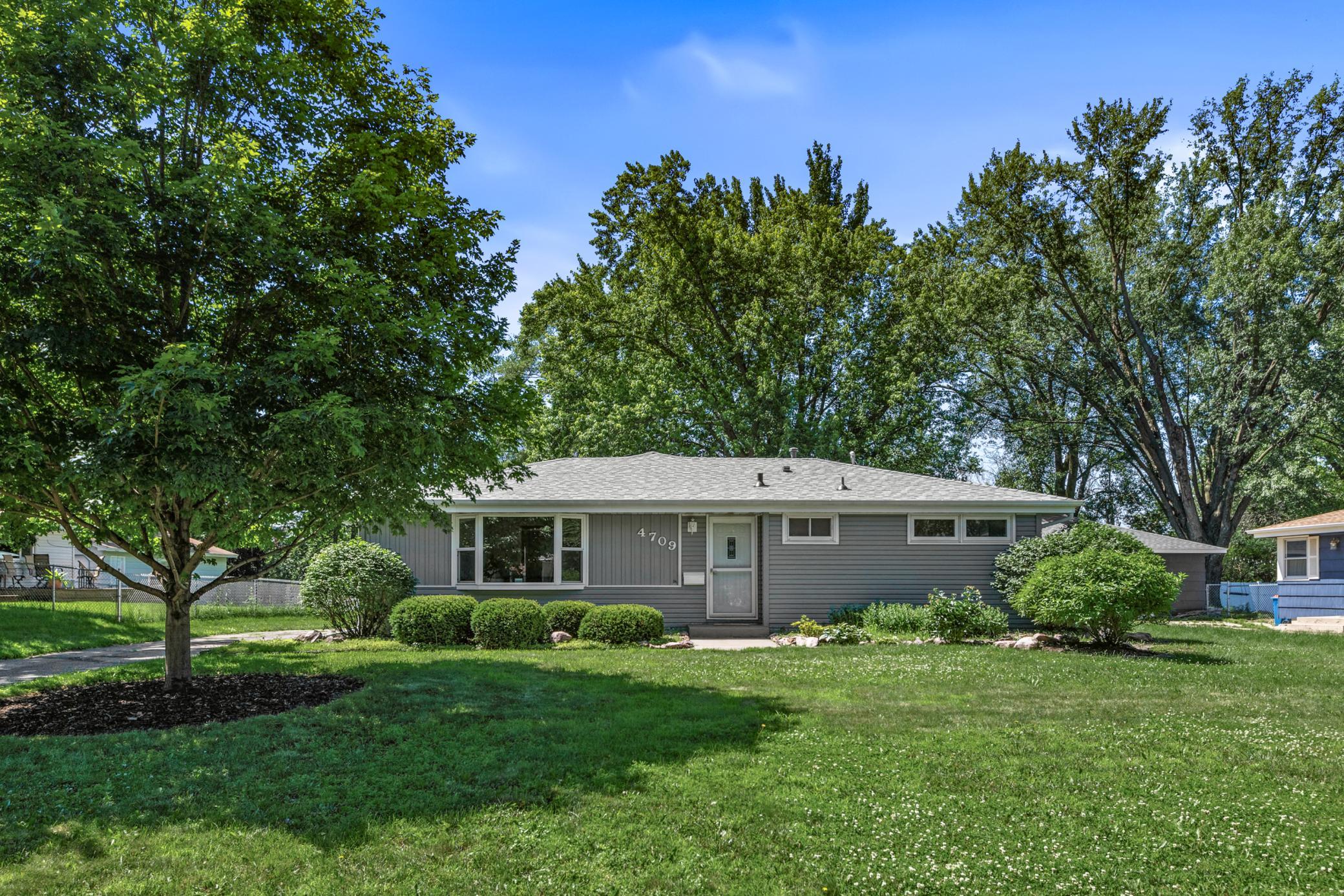 View of Residential at 4709 111th Street, Bloomington MN 55437, Bloomington - Mike Wilen | Minnesota Team Real Estate