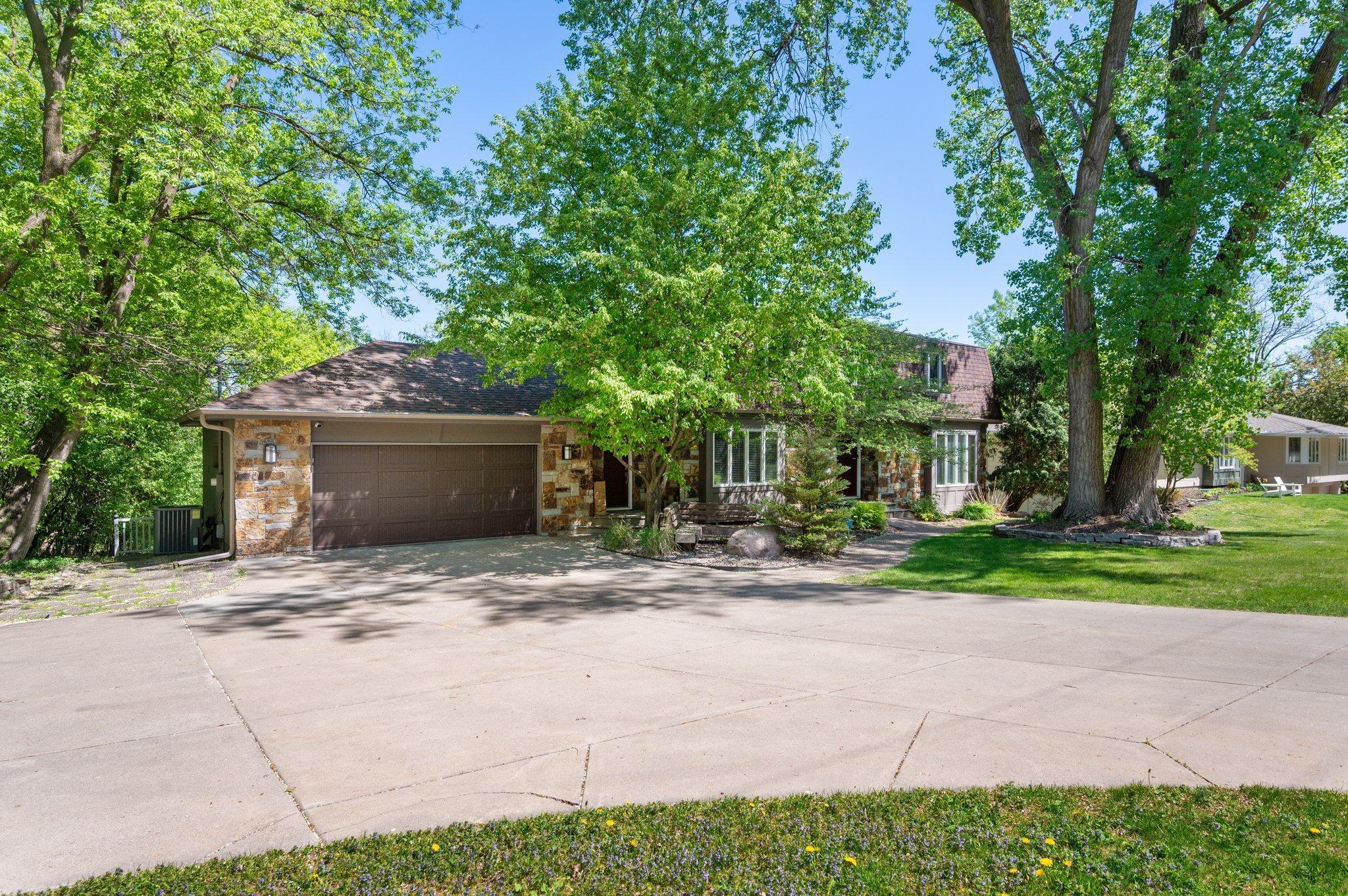 View of Residential at 6328 Interlachen Boulevard, Edina MN 55436, Edina - Mike Wilen | Minnesota Team Real Estate