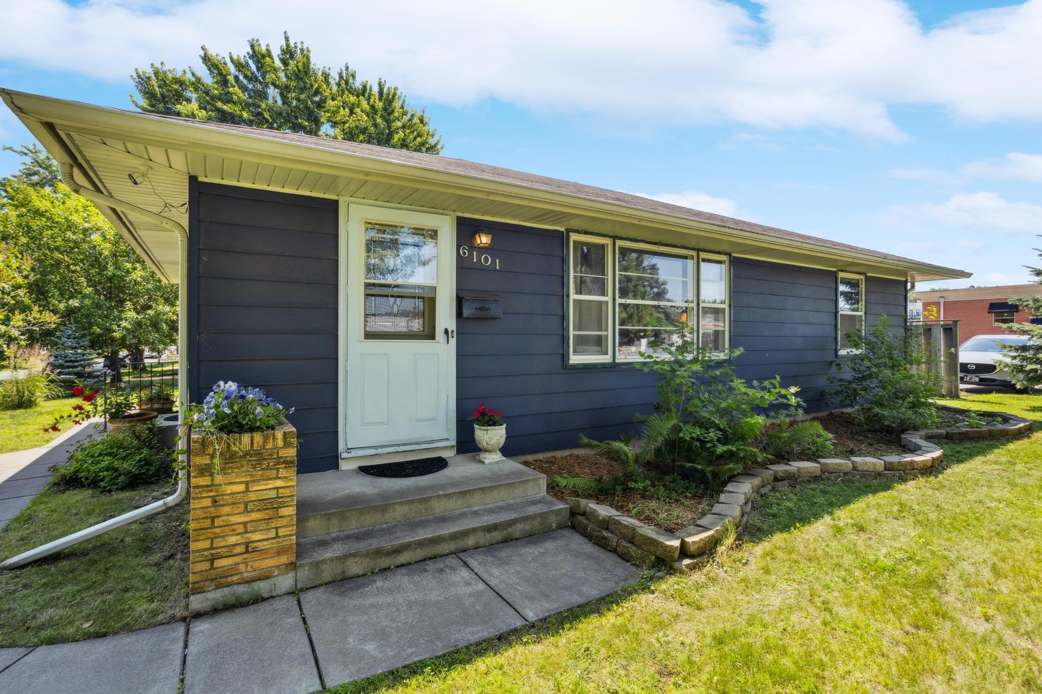View of Residential at 6101 Wooddale Avenue, Edina MN 55424, Edina - Mike Wilen | Minnesota Team Real Estate
