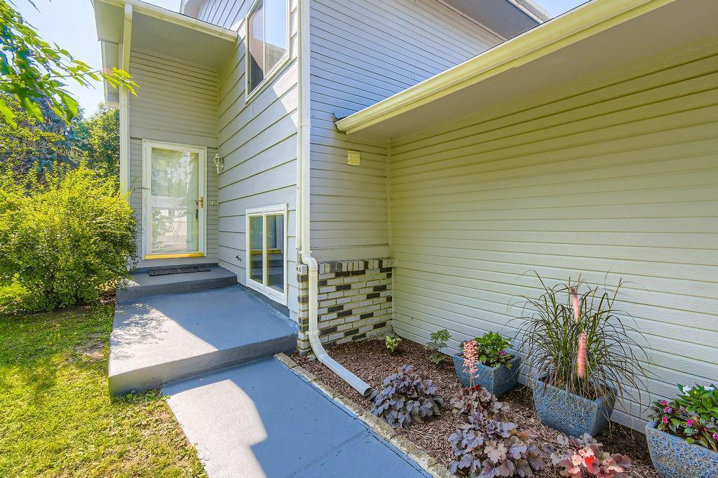View of Residential at 8905 Magnolia Lane, Maple Grove MN 55369, Maple Grove - Mike Wilen | Minnesota Team Real Estate