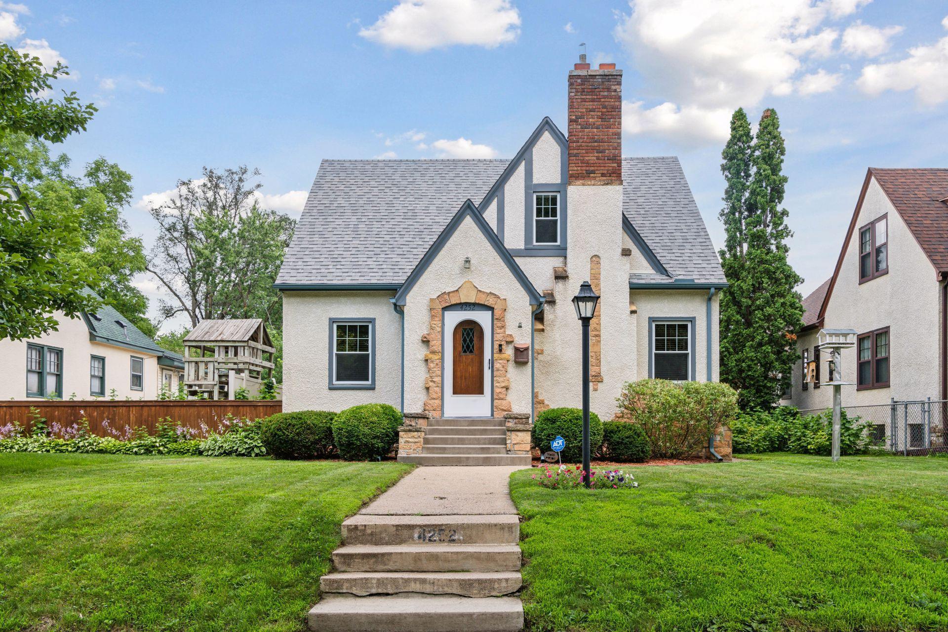 View of Residential at 4252 Queen Avenue, Minneapolis MN 55412, Minneapolis - Mike Wilen | Minnesota Team Real Estate