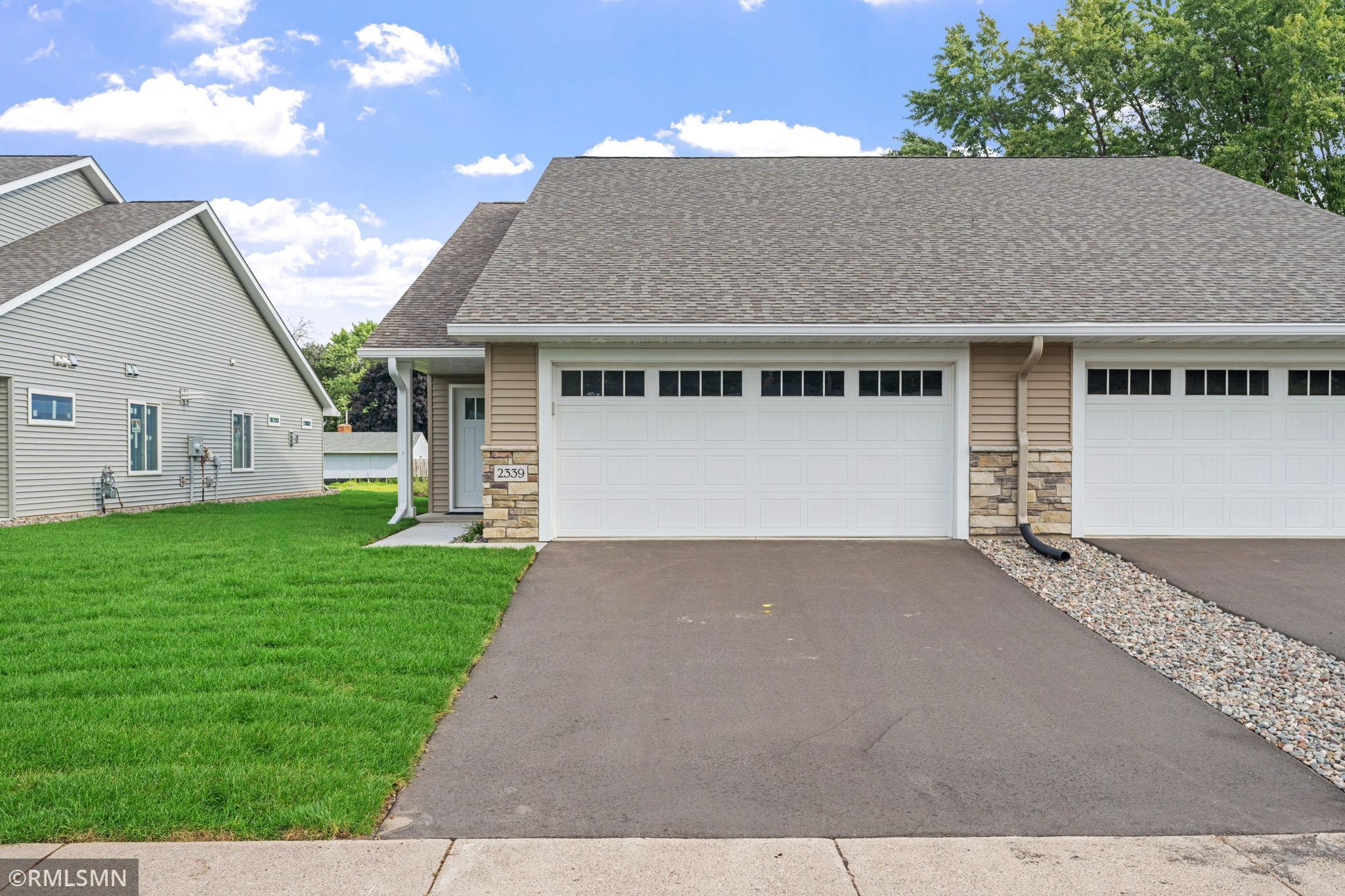 View of Residential at 2333 17th Avenue, North Saint Paul MN 55109, North Saint Paul (26 of 30) - Mike Wilen | Minnesota Team Real Estate