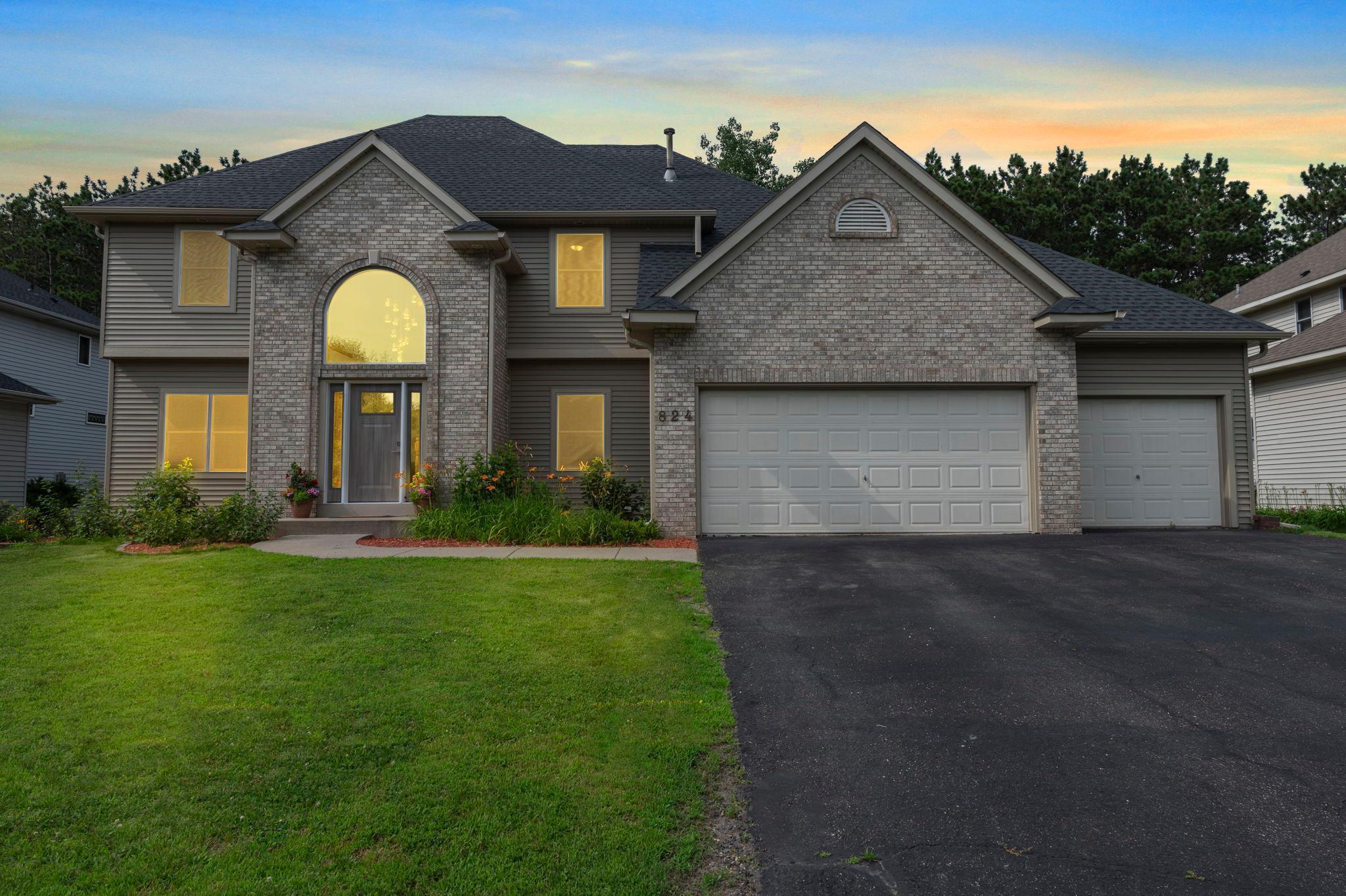 View of Residential at 824 Henslow Avenue, Oakdale MN 55128, Oakdale - Mike Wilen | Minnesota Team Real Estate
