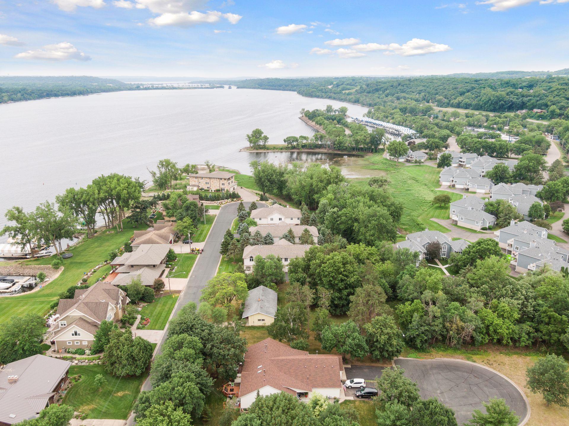 View of Residential at 560 Lakeside Bay Drive, Bayport MN 55003, Bayport (4 of 35) - Mike Wilen | Minnesota Team Real Estate