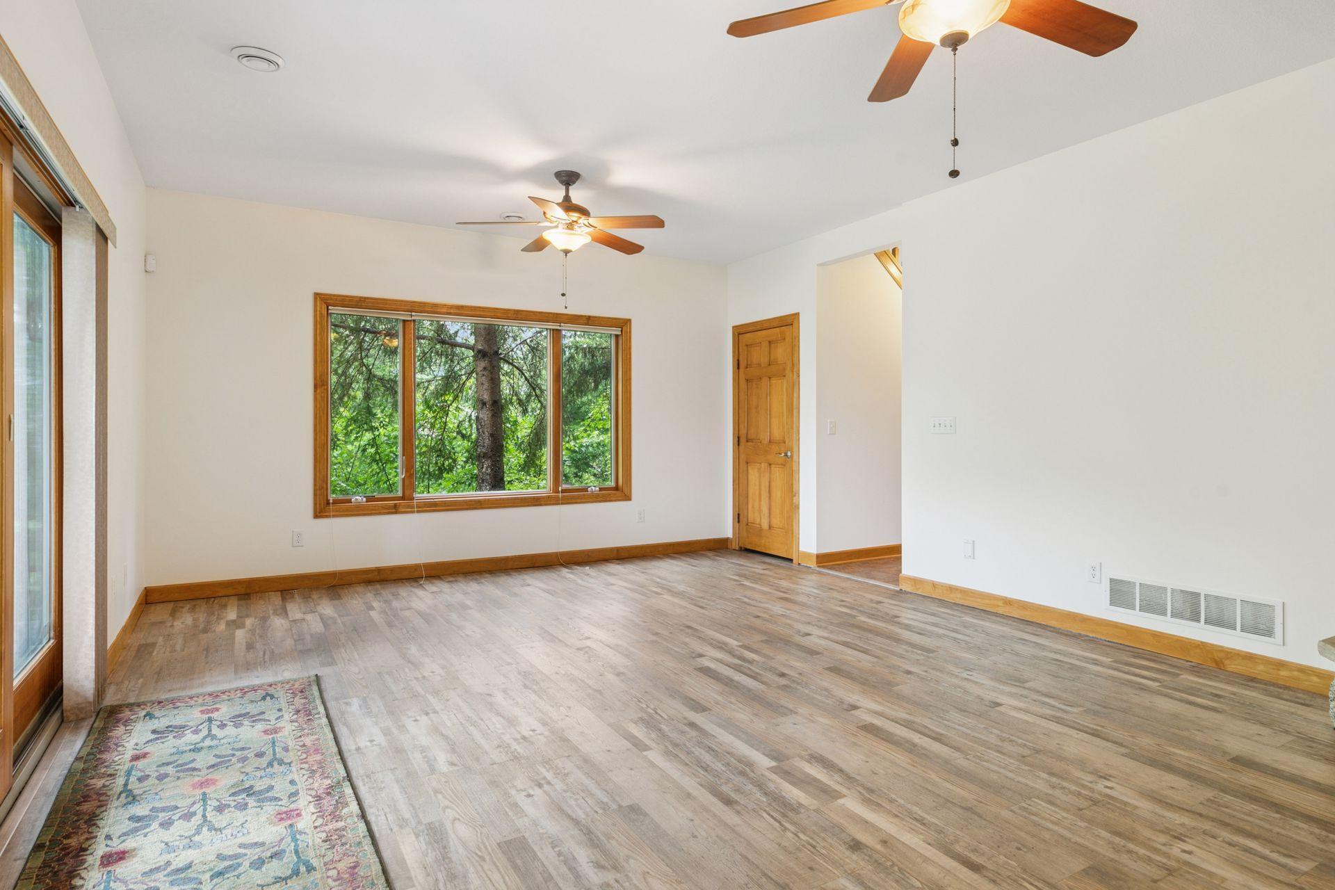 View of Residential at 560 Lakeside Bay Drive, Bayport MN 55003, Bayport (25 of 35) - Mike Wilen | Minnesota Team Real Estate