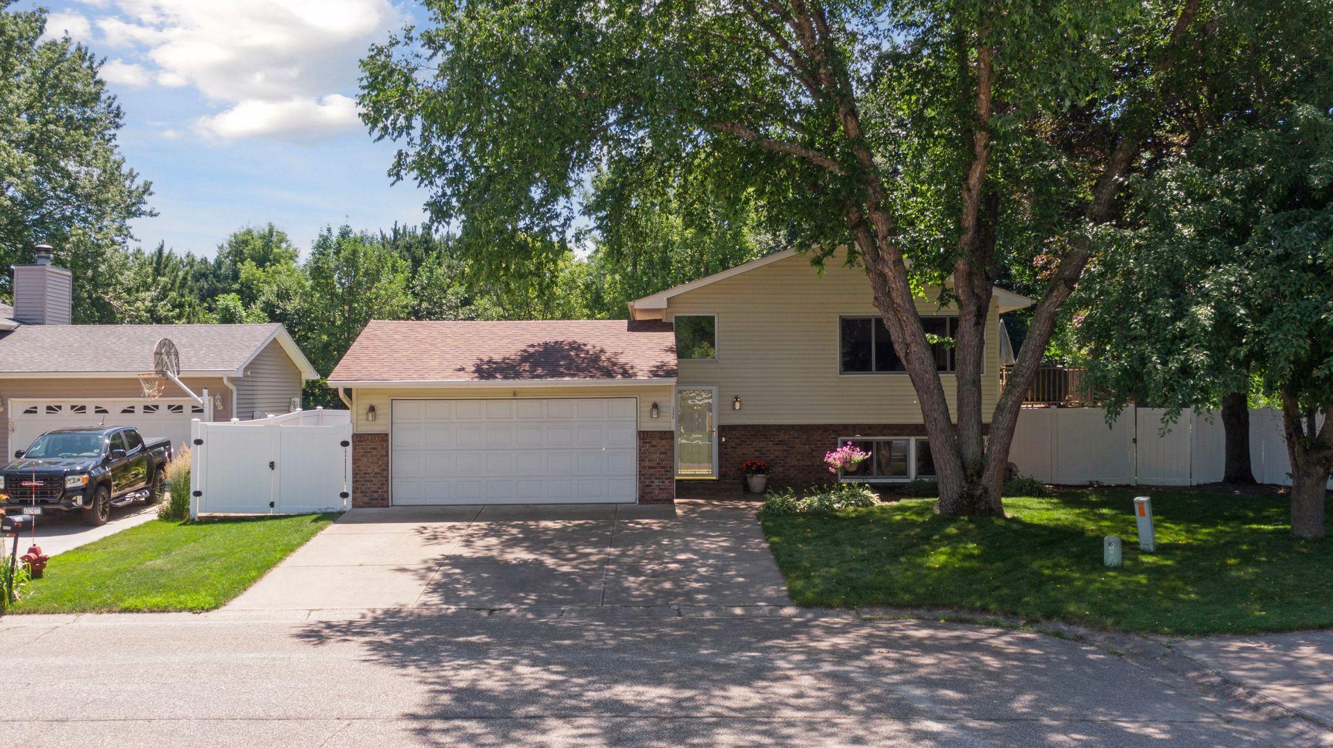 View of Residential at 2396 Carlsbad Plaza, Woodbury MN 55125, Woodbury - Mike Wilen | Minnesota Team Real Estate