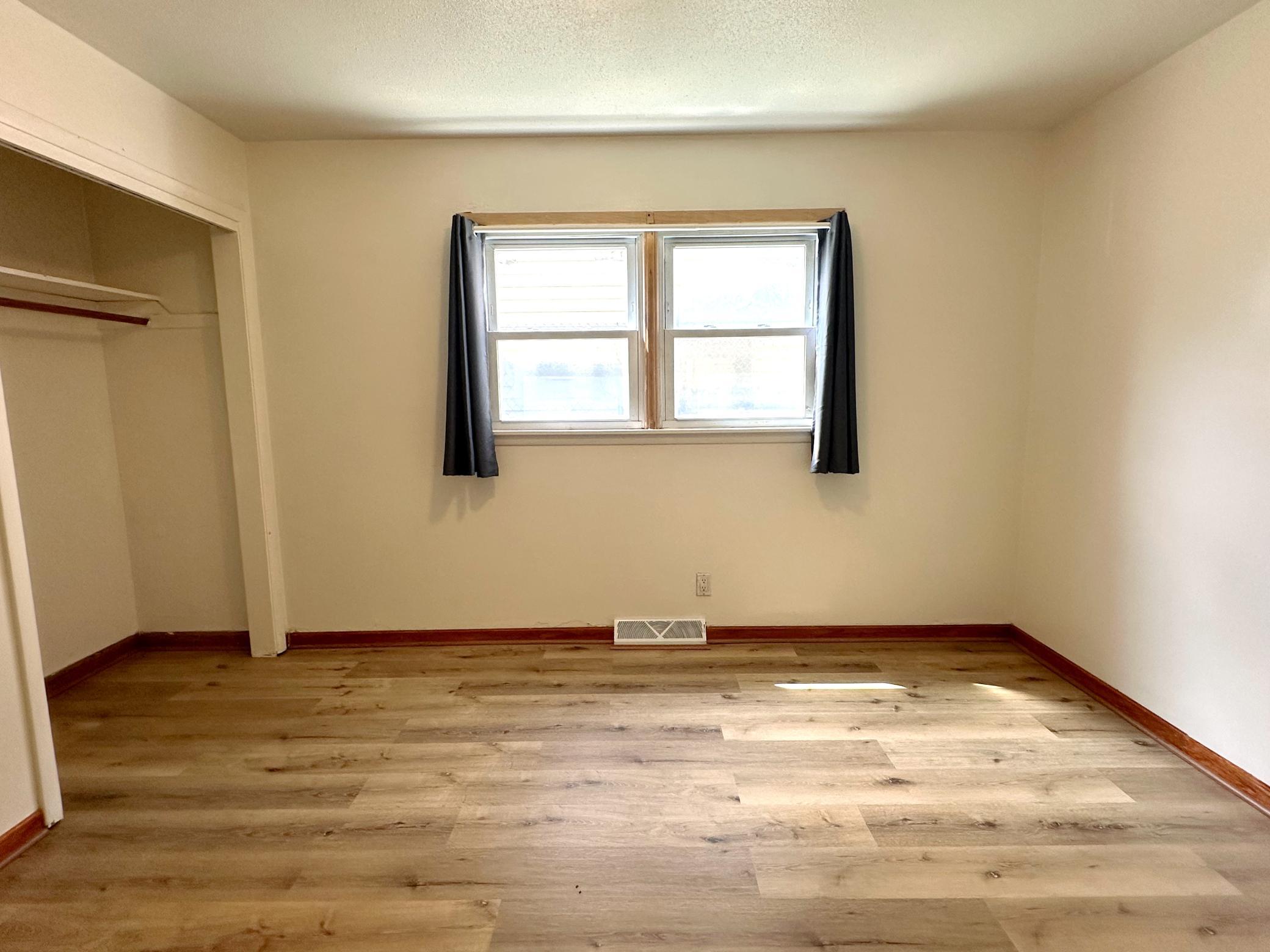 View of Residential Income at 1332 Logan Avenue, Minneapolis MN 55411, Minneapolis (12 of 24) - Mike Wilen | Minnesota Team Real Estate