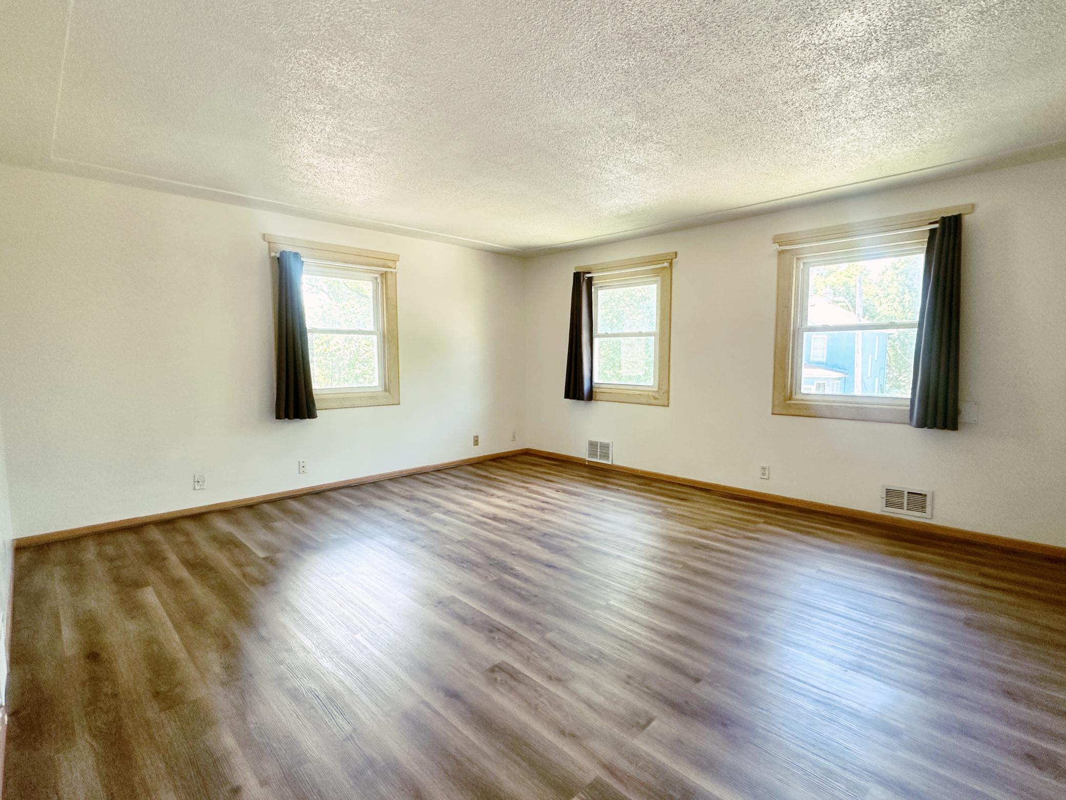 View of Residential Income at 1332 Logan Avenue, Minneapolis MN 55411, Minneapolis (17 of 24) - Mike Wilen | Minnesota Team Real Estate