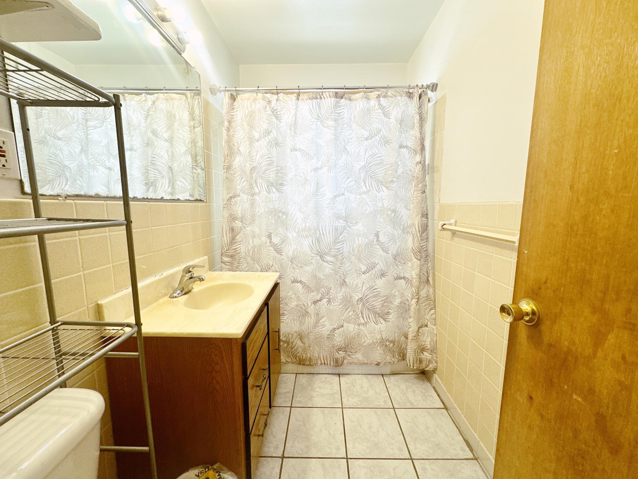 View of Residential Income at 1332 Logan Avenue, Minneapolis MN 55411, Minneapolis (20 of 24) - Mike Wilen | Minnesota Team Real Estate