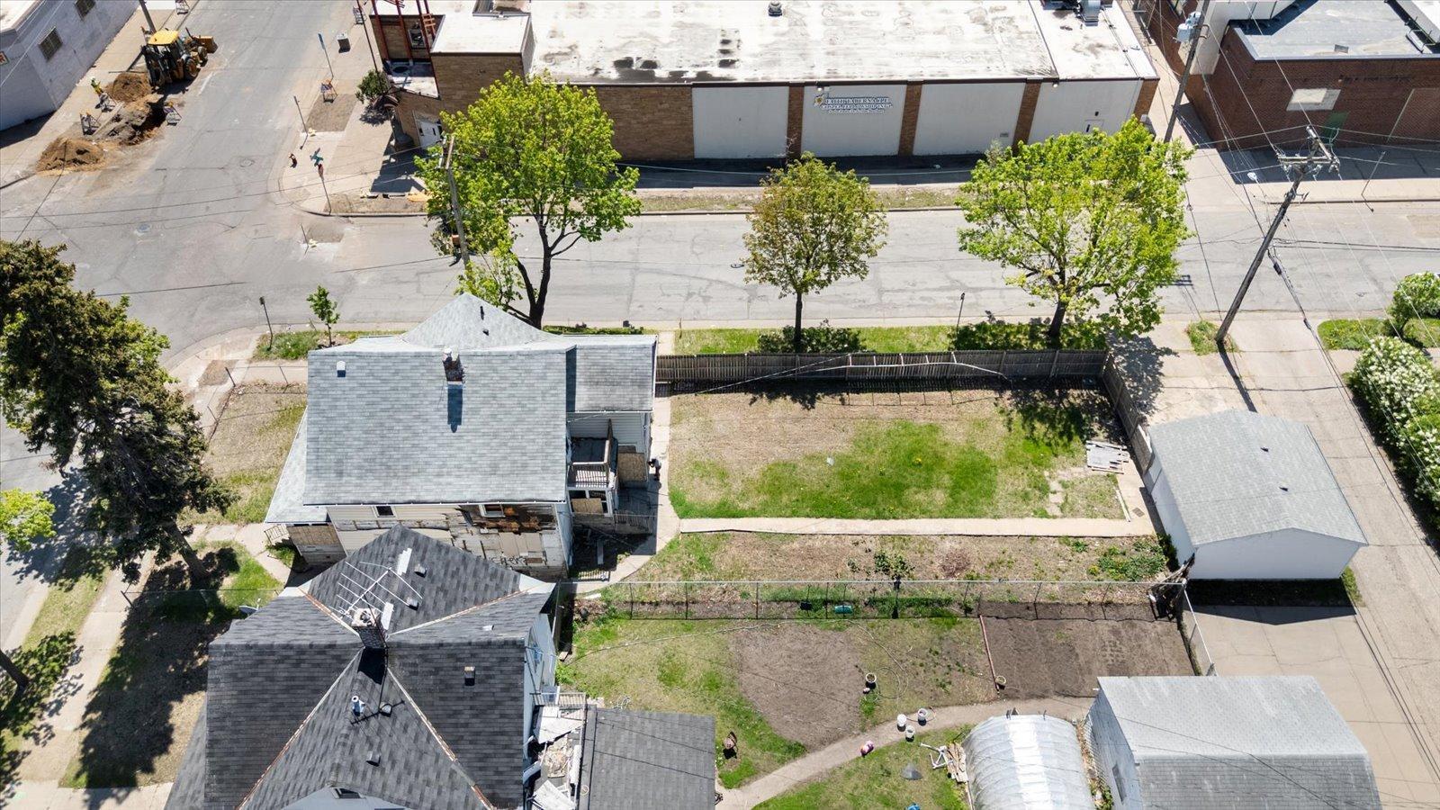 View of Residential at 2101 4th Street, Minneapolis MN 55411, Minneapolis - Mike Wilen | Minnesota Team Real Estate