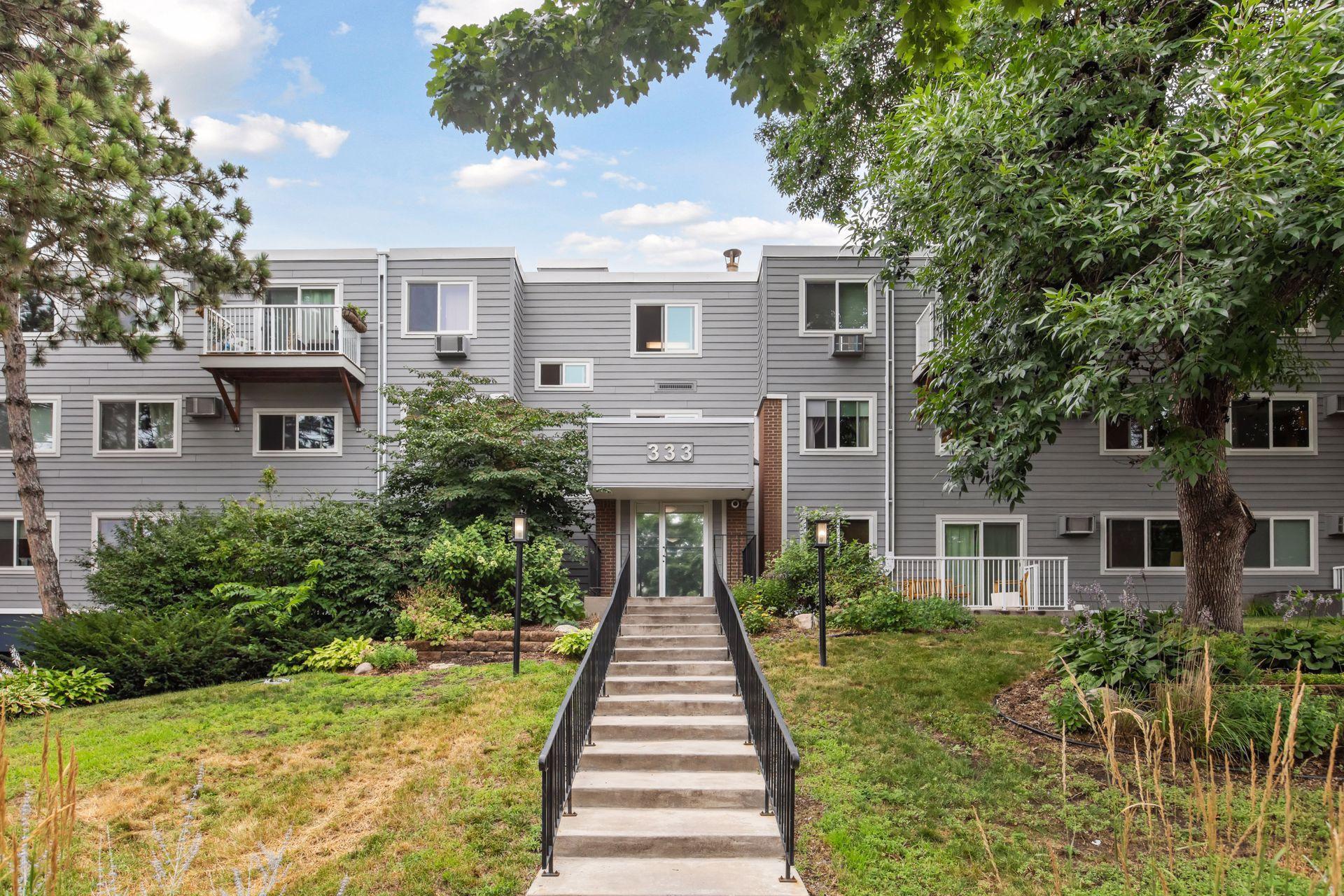 View of Residential at 333 8th Street #304, Minneapolis MN 55414, Minneapolis - Mike Wilen | Minnesota Team Real Estate