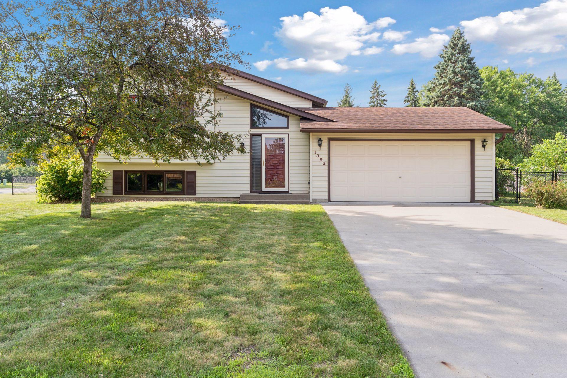 View of Residential at 1392 Jonquil Lane, White Bear Lake MN 55110, White Bear Lake - Mike Wilen | Minnesota Team Real Estate