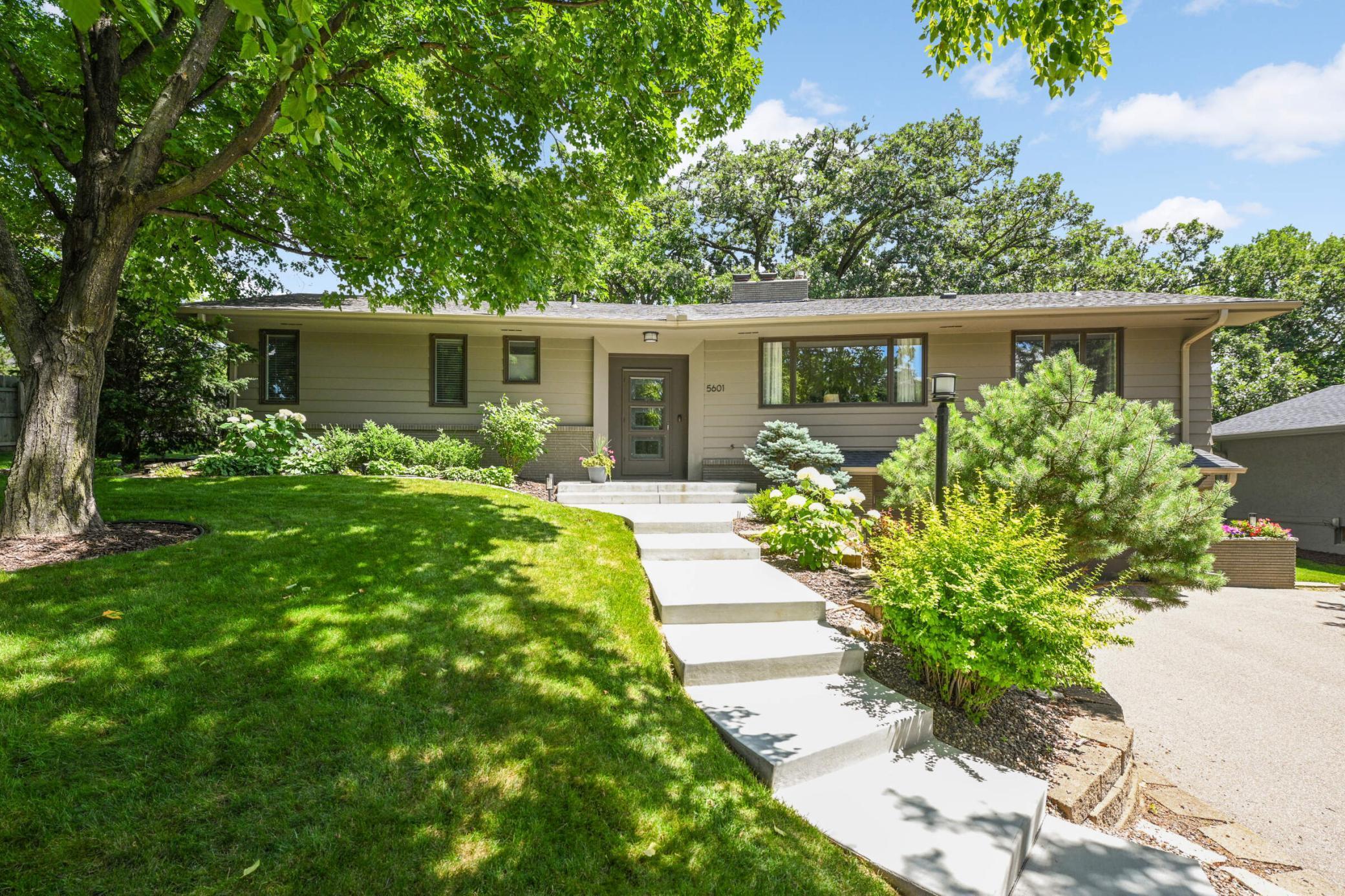 View of Residential at 5601 Interlachen Circle, Edina MN 55436, Edina - Mike Wilen | Minnesota Team Real Estate