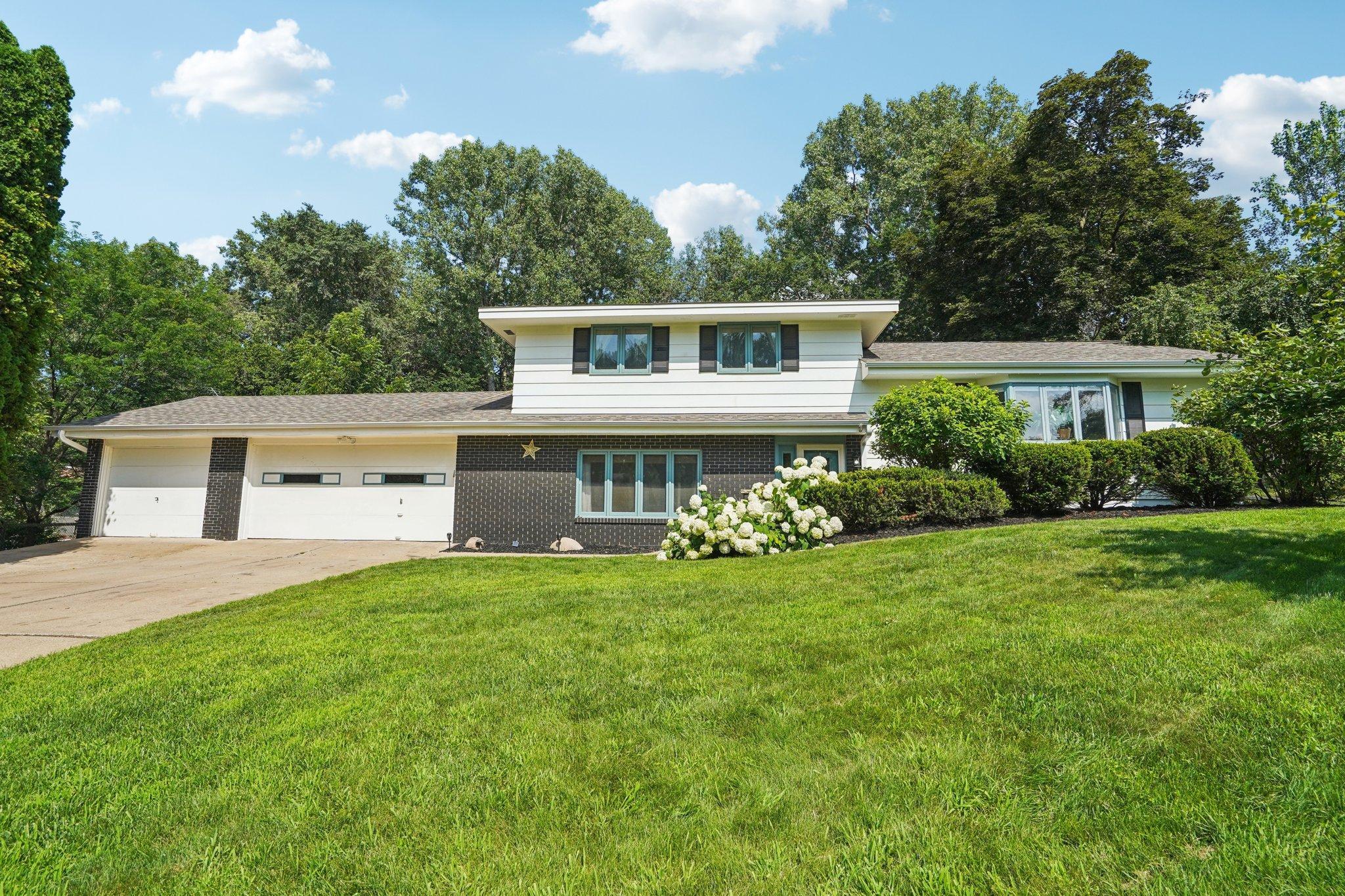 View of Residential at 159 Elizabeth Lane, Burnsville MN 55337, Burnsville - Mike Wilen | Minnesota Team Real Estate