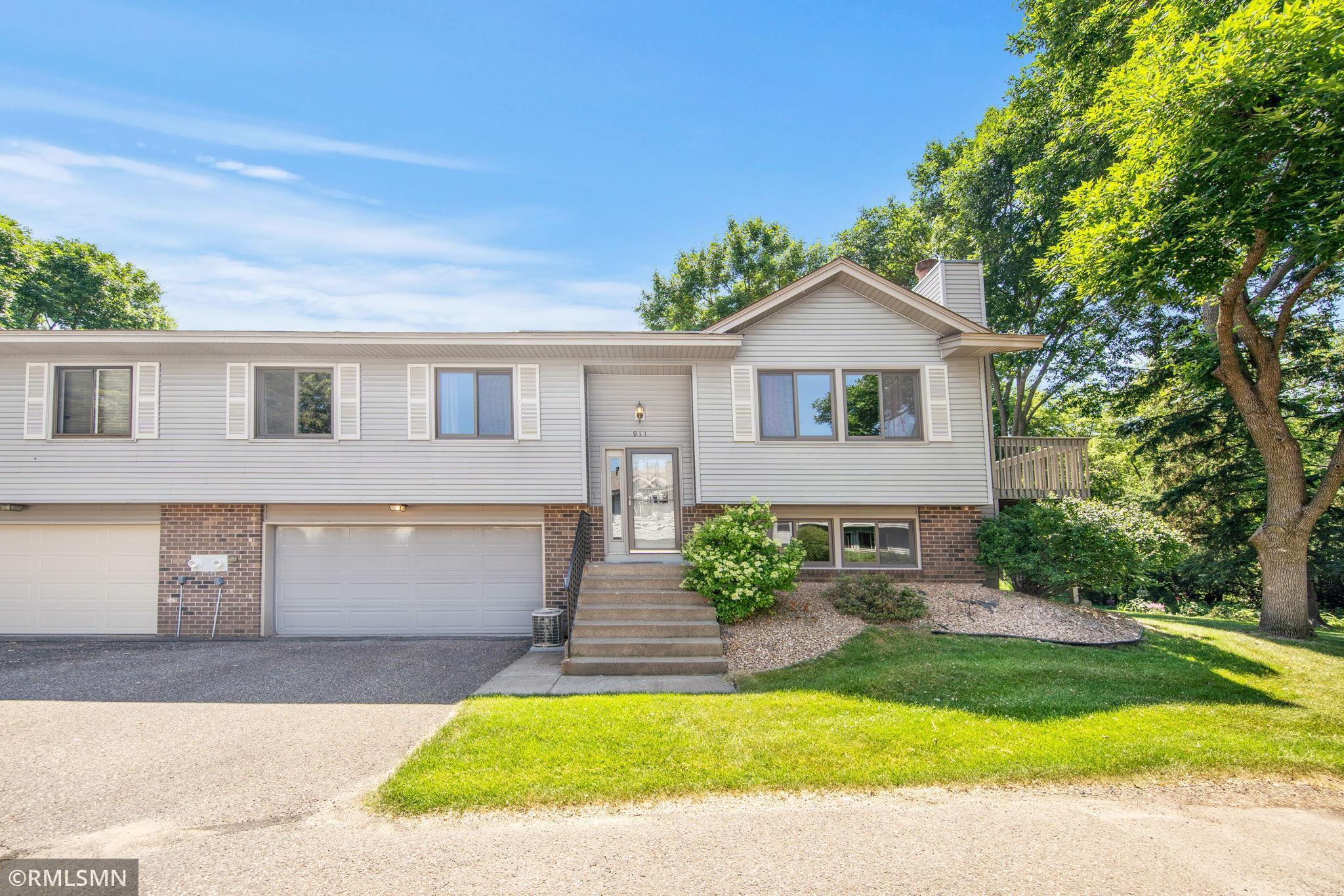 View of Residential at 911 Lawnview Avenue, Shoreview MN 55126, Shoreview - Mike Wilen | Minnesota Team Real Estate