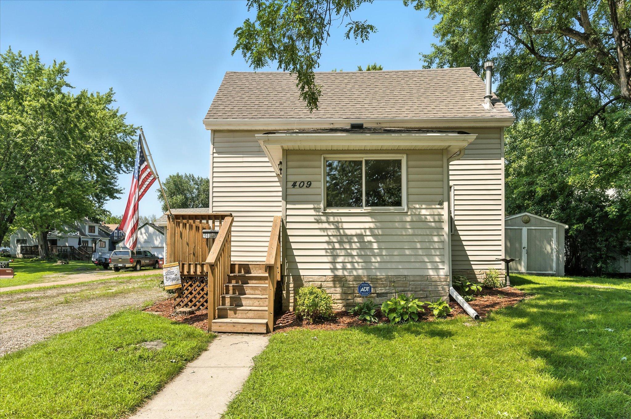 View of Residential at 409 1st Street, Chaska MN 55318, Chaska - Mike Wilen | Minnesota Team Real Estate