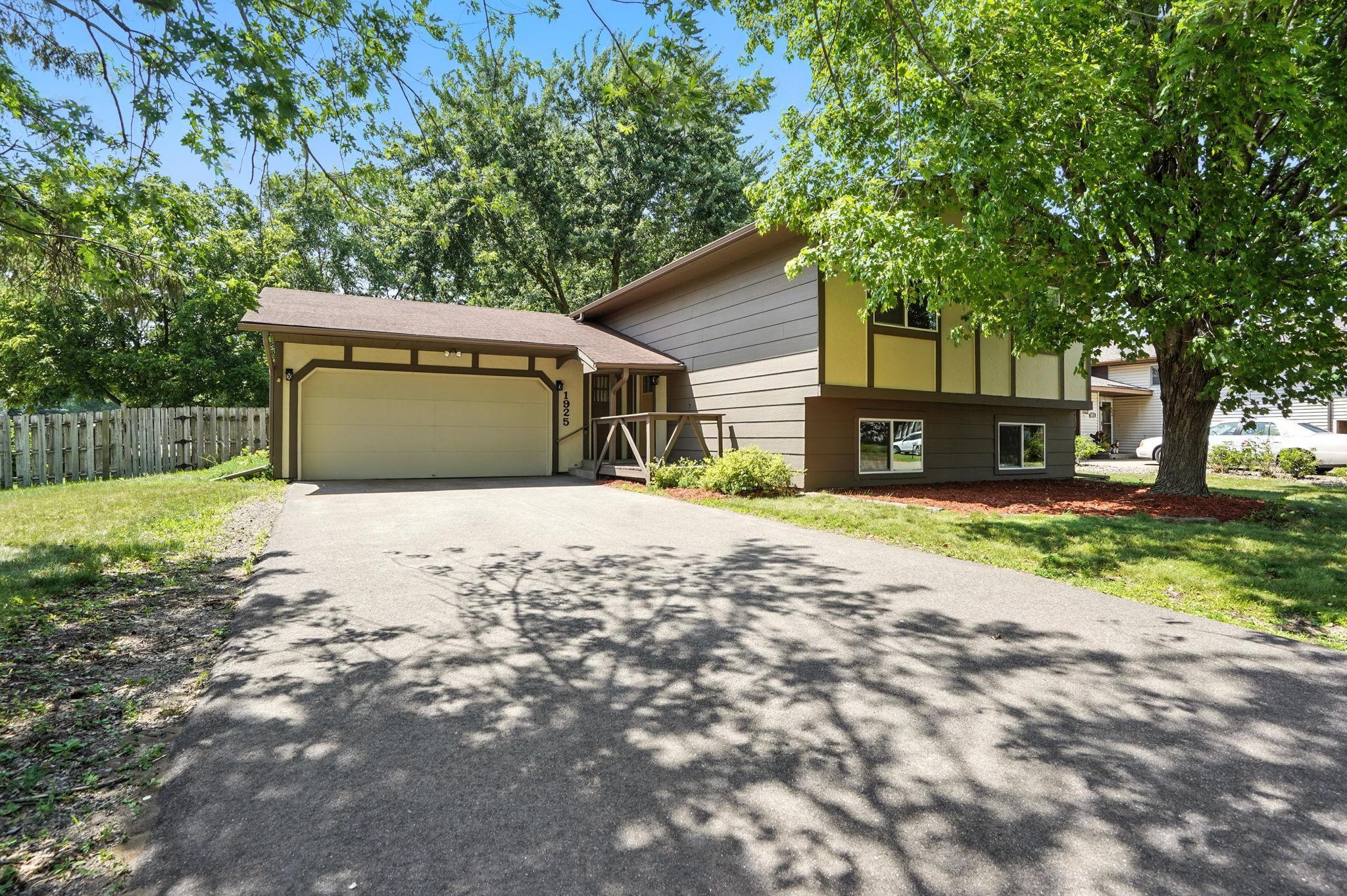 View of Residential at 1925 Betty Jane Court, North Saint Paul MN 55109, North Saint Paul - Mike Wilen | Minnesota Team Real Estate