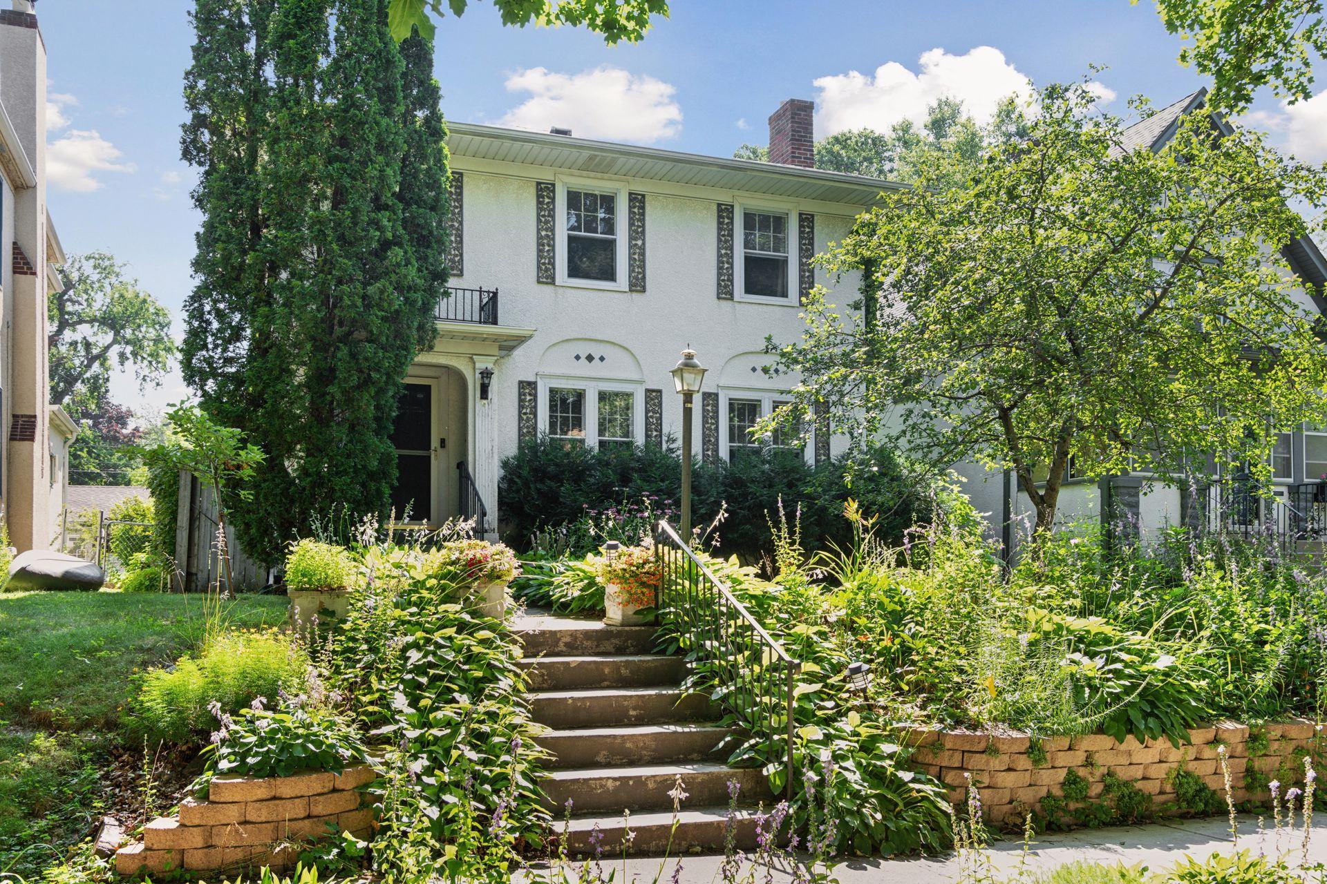 View of Residential at 433 Thomas Avenue, Minneapolis MN 55405, Minneapolis - Mike Wilen | Minnesota Team Real Estate