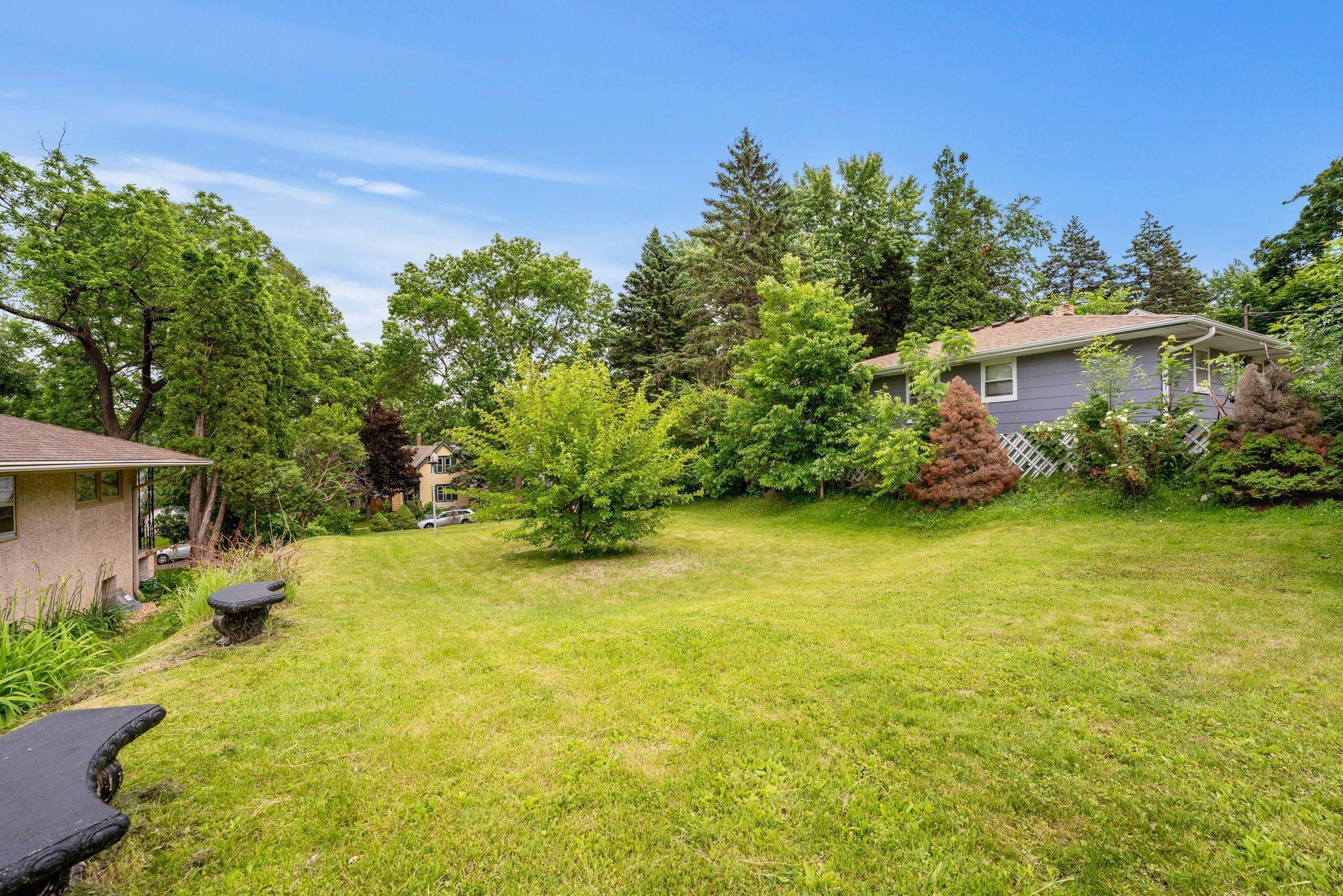 View of Land at 8XX Humboldt Avenue, West Saint Paul MN 55118, West Saint Paul (5 of 14) - Mike Wilen | Minnesota Team Real Estate