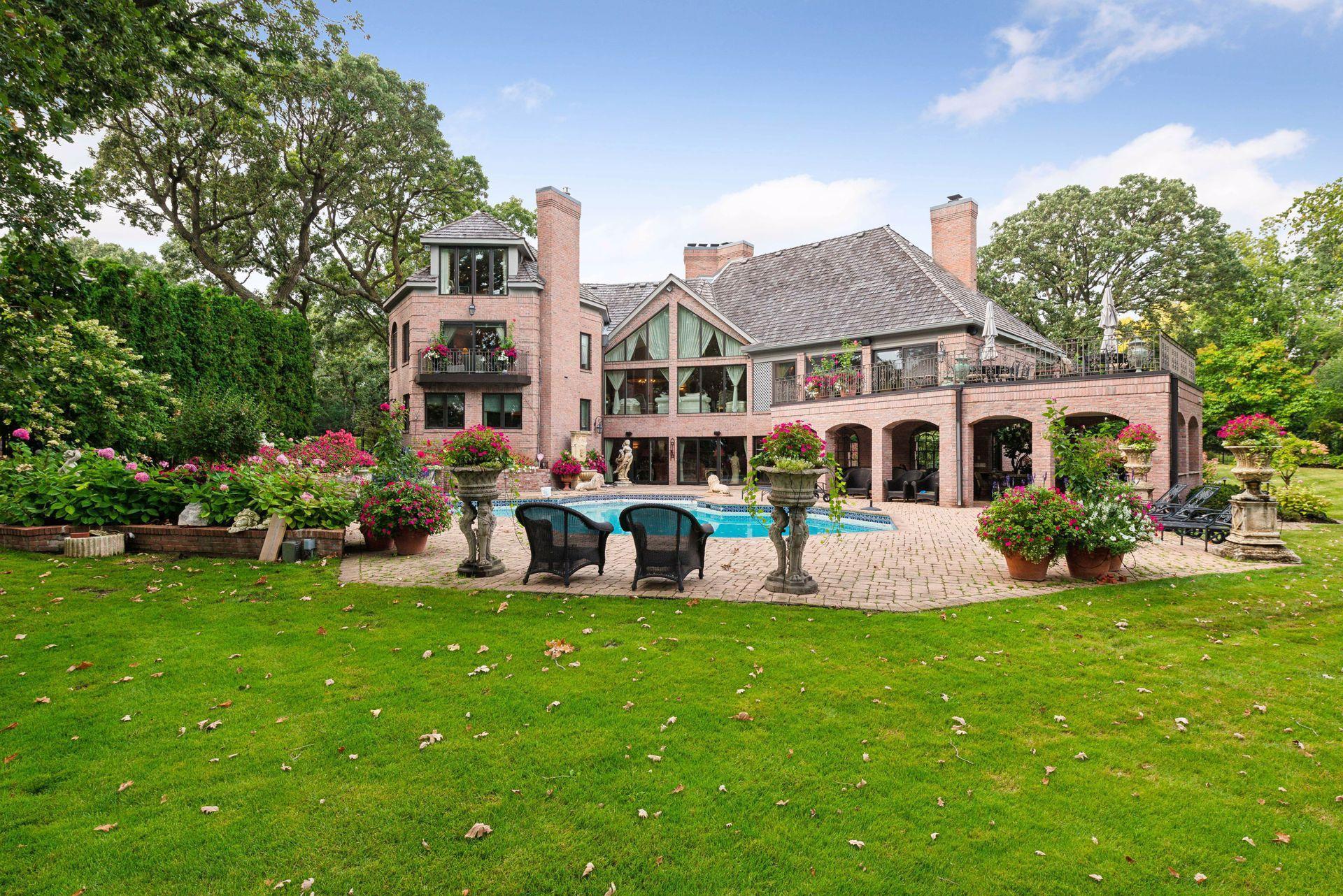 View of Residential at 7119 Antrim Court, Edina MN 55439, Edina - Mike Wilen | Minnesota Team Real Estate