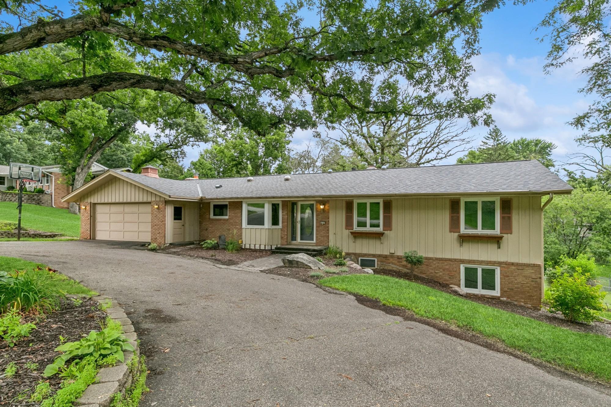 View of Residential at 4737 Coventry Road, Minnetonka MN 55345, Minnetonka - Mike Wilen | Minnesota Team Real Estate