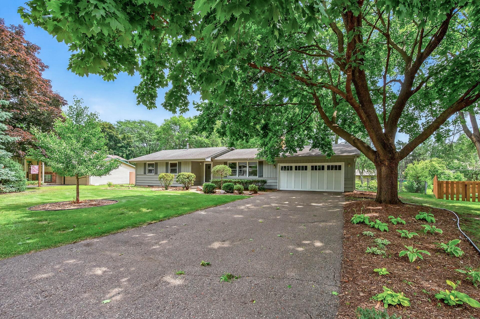 View of Residential at 10361 York Lane, Bloomington MN 55431, Bloomington - Mike Wilen | Minnesota Team Real Estate