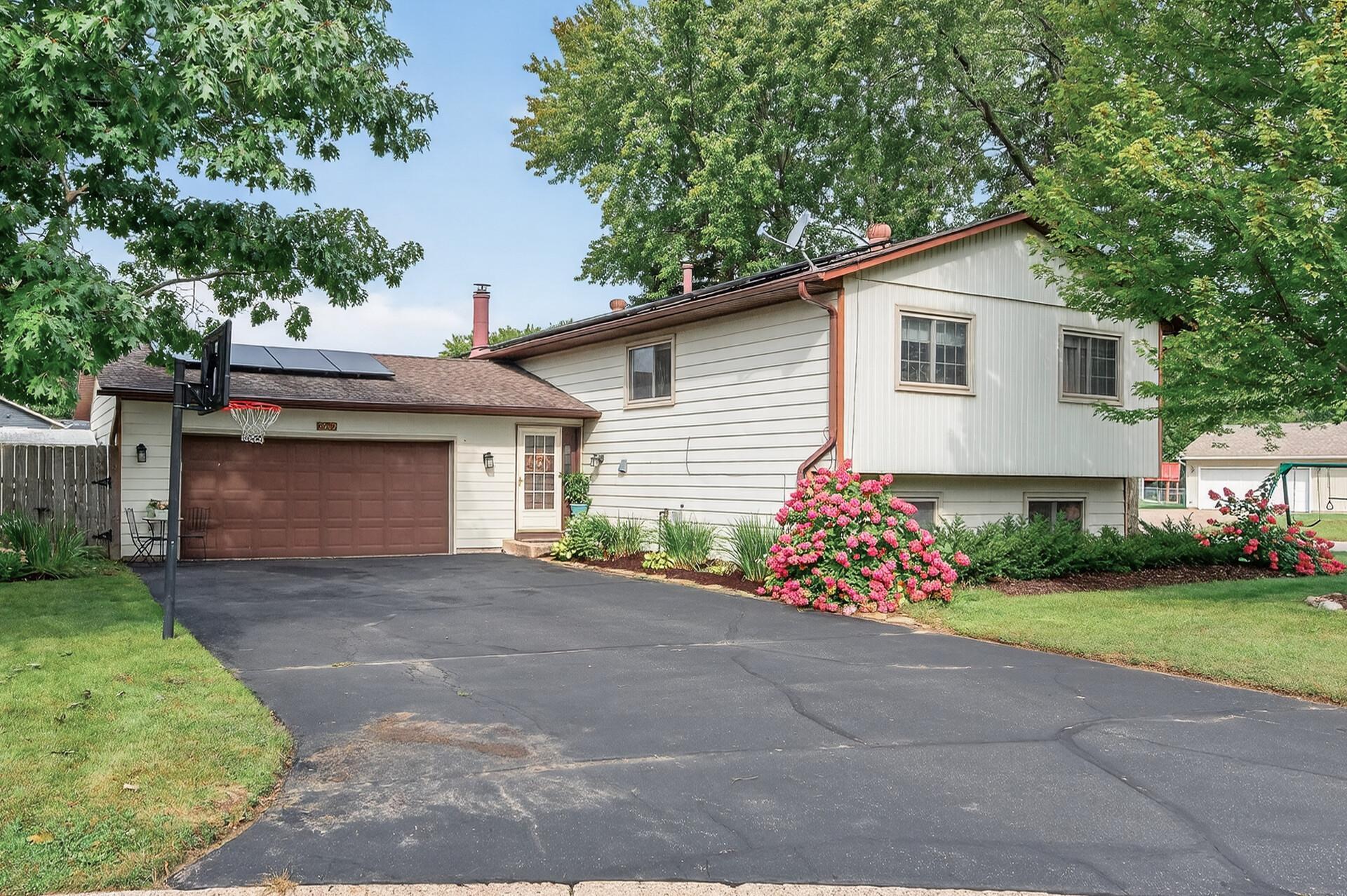 View of Residential at 3902 67th Street, Inver Grove Heights MN 55076, Inver Grove Heights - Mike Wilen | Minnesota Team Real Estate