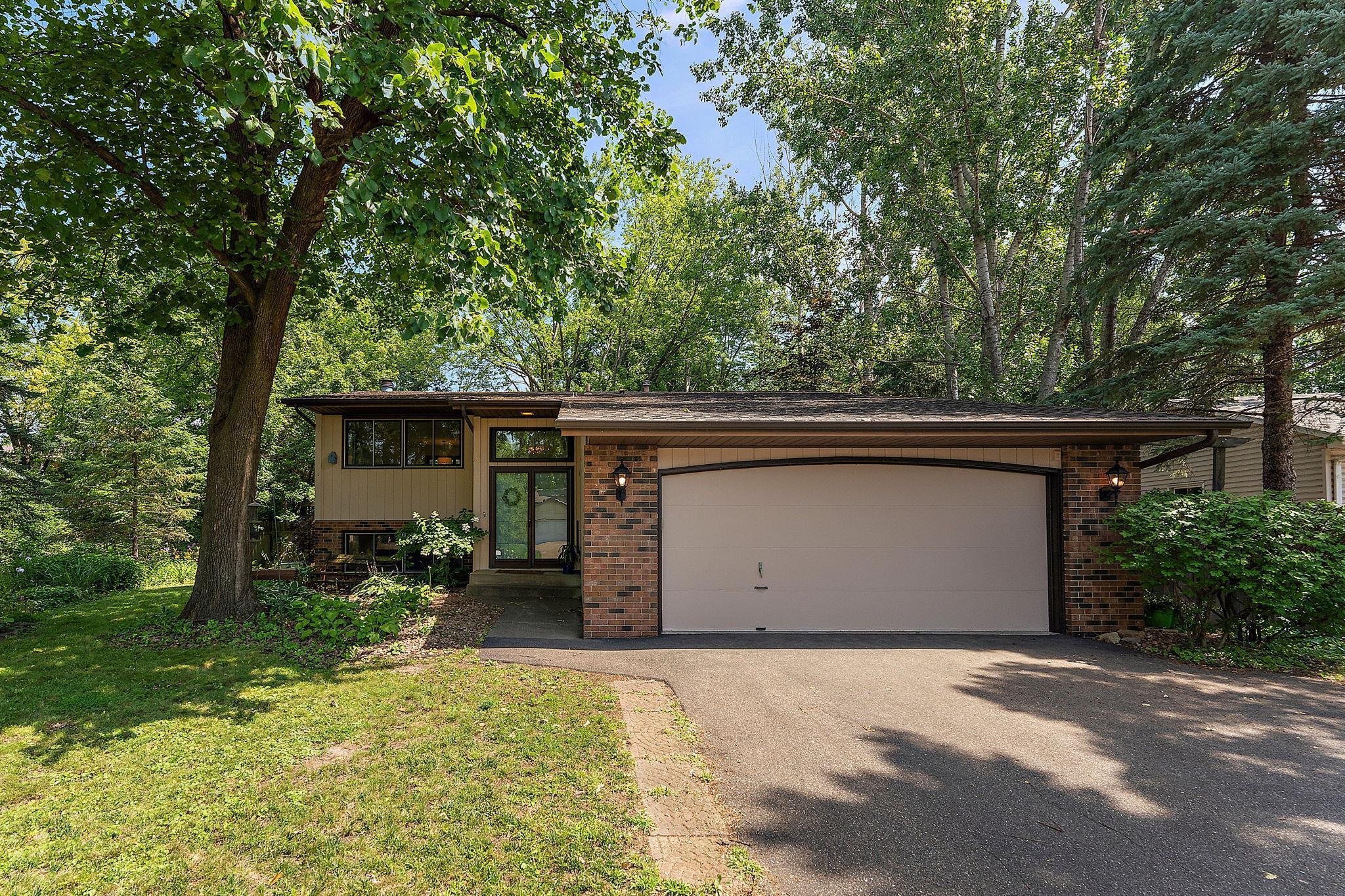 View of Residential at 868 Westview Drive, Shoreview MN 55126, Shoreview - Mike Wilen | Minnesota Team Real Estate
