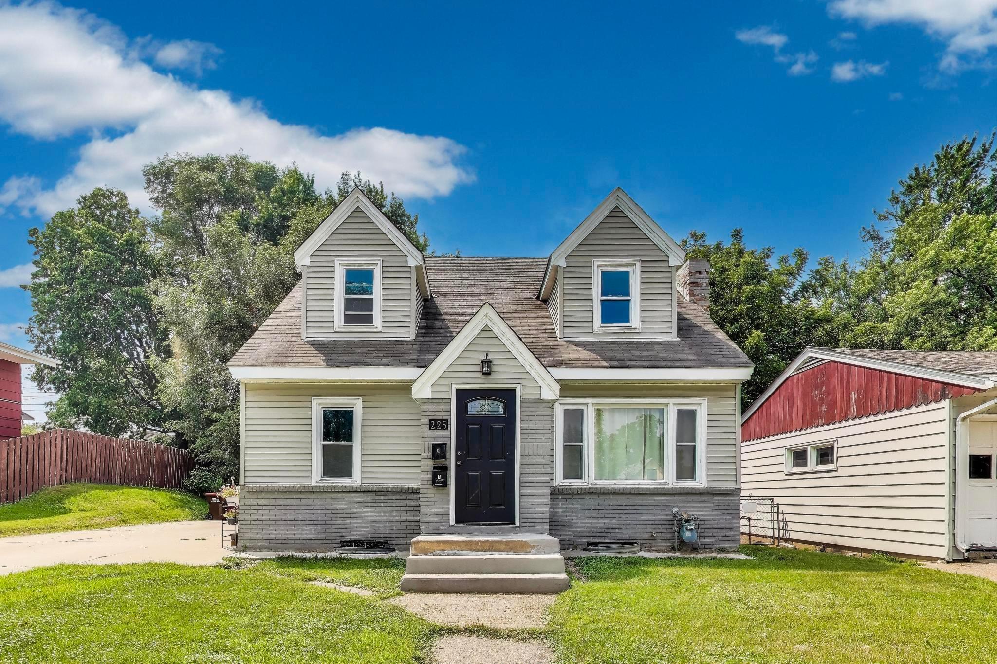 View of Residential Income at 225 11th Avenue, South Saint Paul MN 55075, South Saint Paul - Mike Wilen | Minnesota Team Real Estate