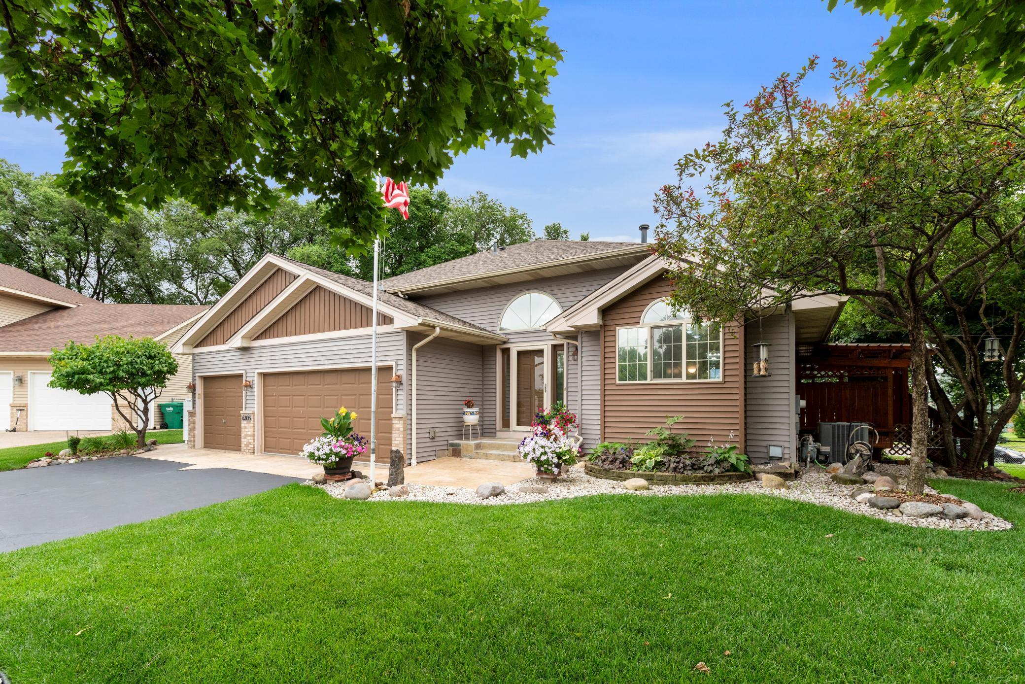 View of Residential at 6305 91st Trail, Brooklyn Park MN 55445, Brooklyn Park - Mike Wilen | Minnesota Team Real Estate
