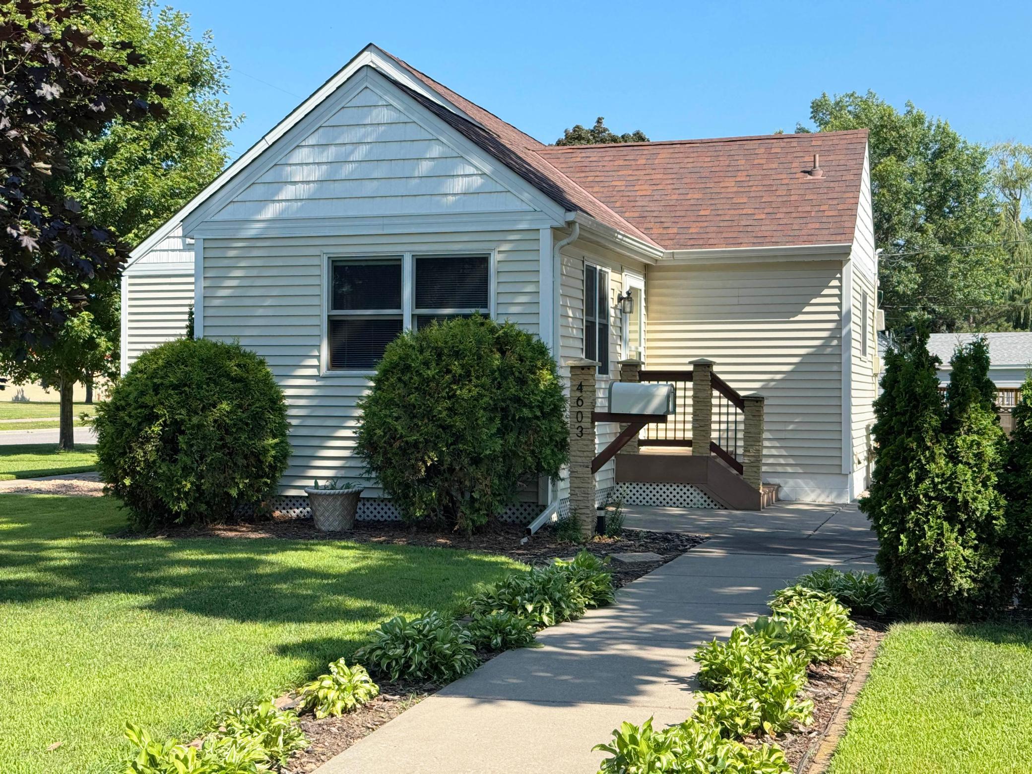 View of Residential at 4603 Main Street, Fridley MN 55421, Fridley - Mike Wilen | Minnesota Team Real Estate