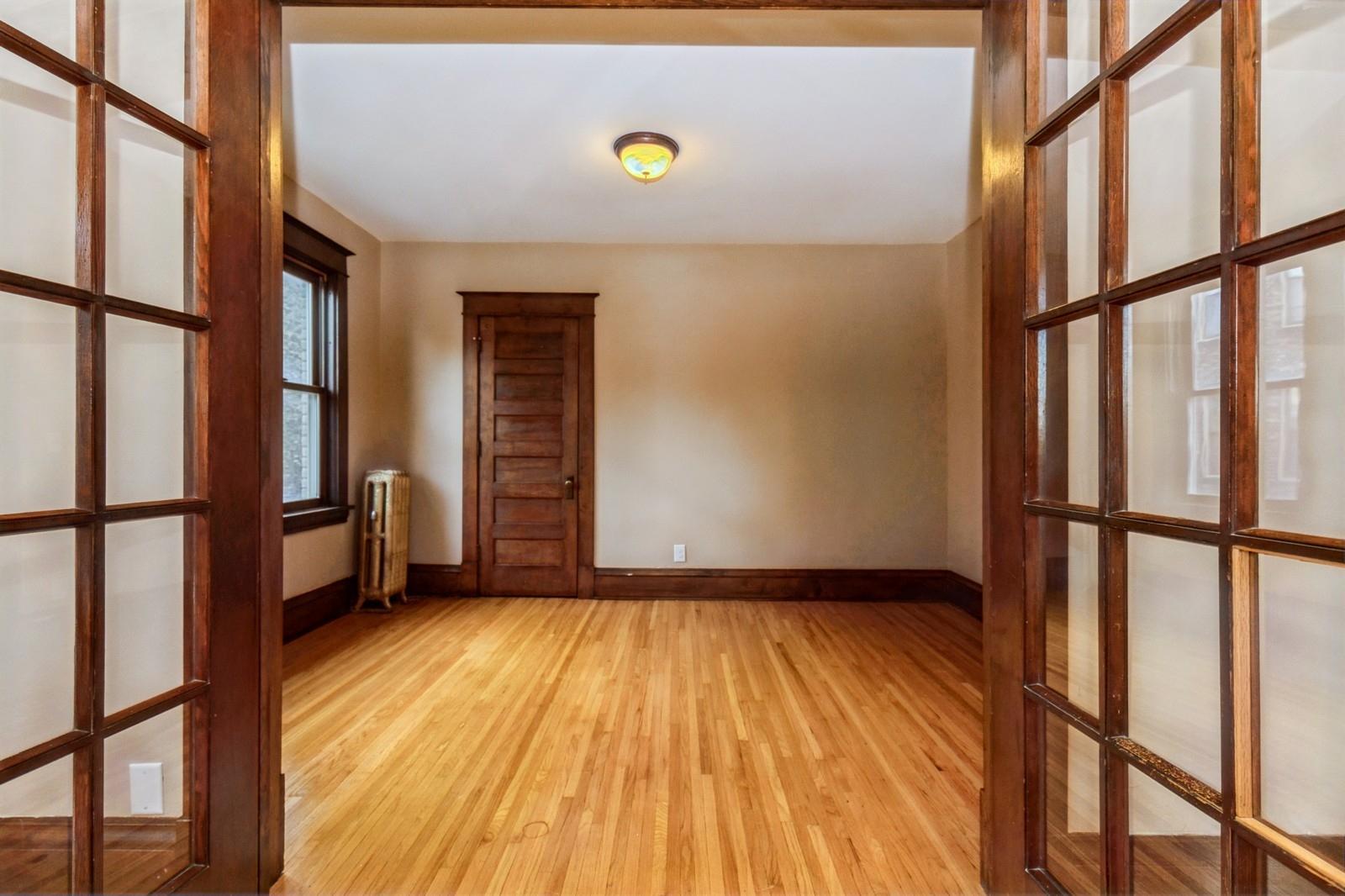 View of Residential at 304 Marshall Avenue #5, Saint Paul MN 55102, Saint Paul (6 of 16) - Mike Wilen | Minnesota Team Real Estate